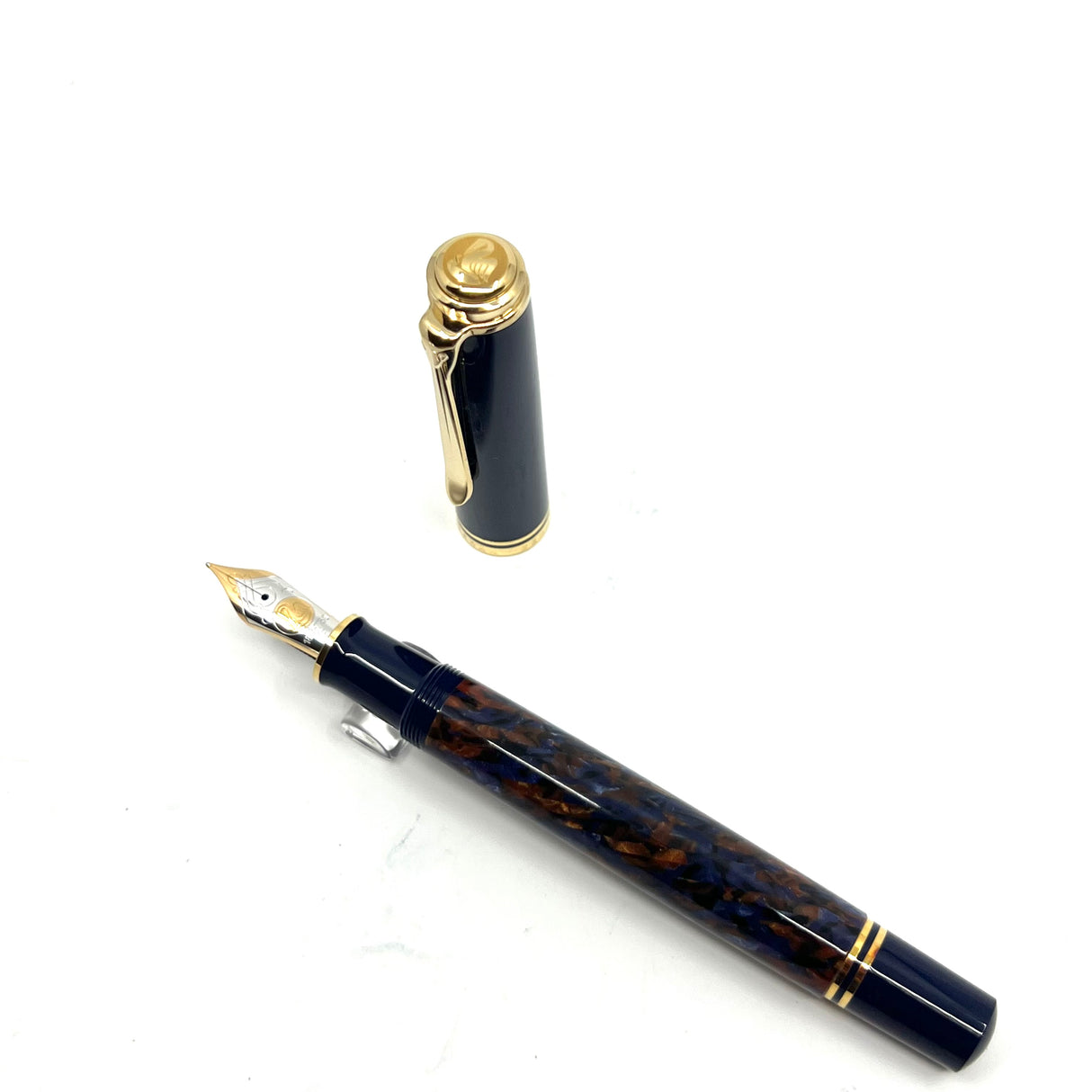 Pelikan Black M1005 Fountain Pen - Platinum Plated Trim