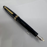 Montblanc Meisterstuck Black Resin #147 LeGrand Traveler  Fountain Pen - Medium 14kt Gold  Nib