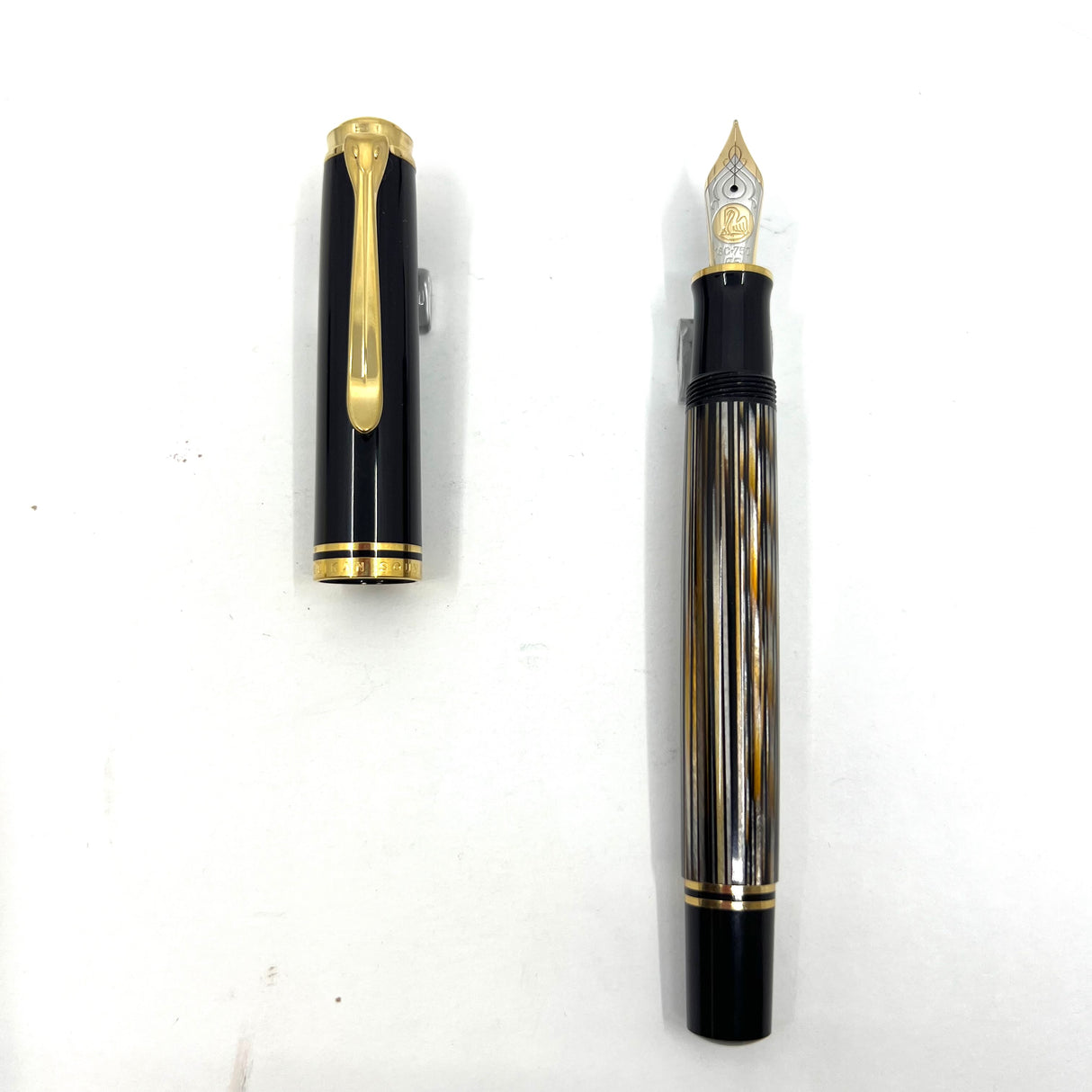 Pelikan M800 Souveran Brown Tortoise Fountain  Pen - Very Sought After!