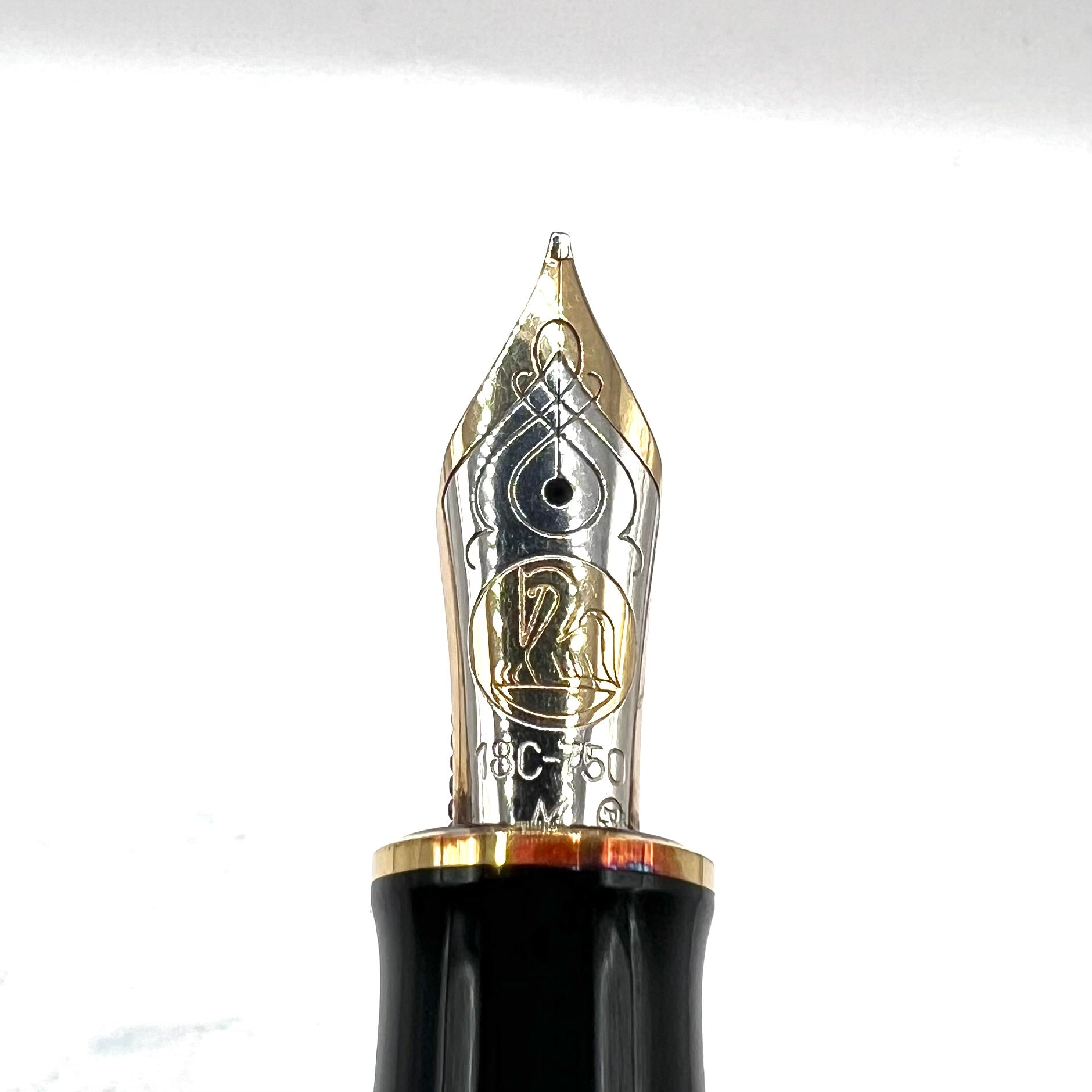 Pelikan M1000 Black/Green Striped Fountain Pen (Ca. 1999