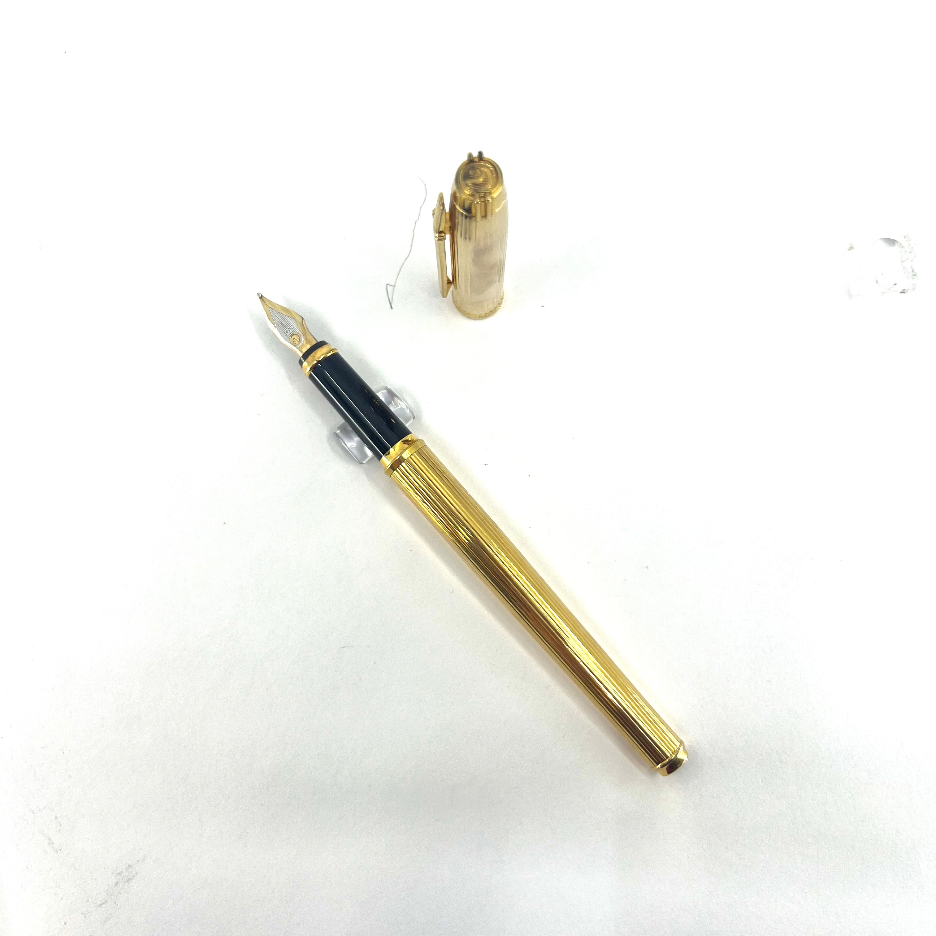 Elysee Parthenon Fountain Pen with Gold-Plated Vertically Etched
