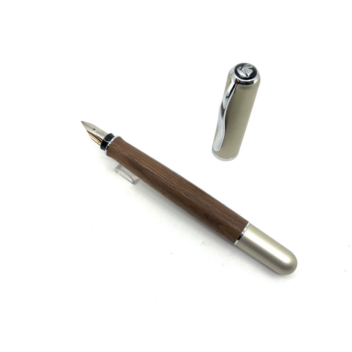 Pelikan P364 Nutwood Brown Fountain Pen - Medium 18kt Gold Nib
