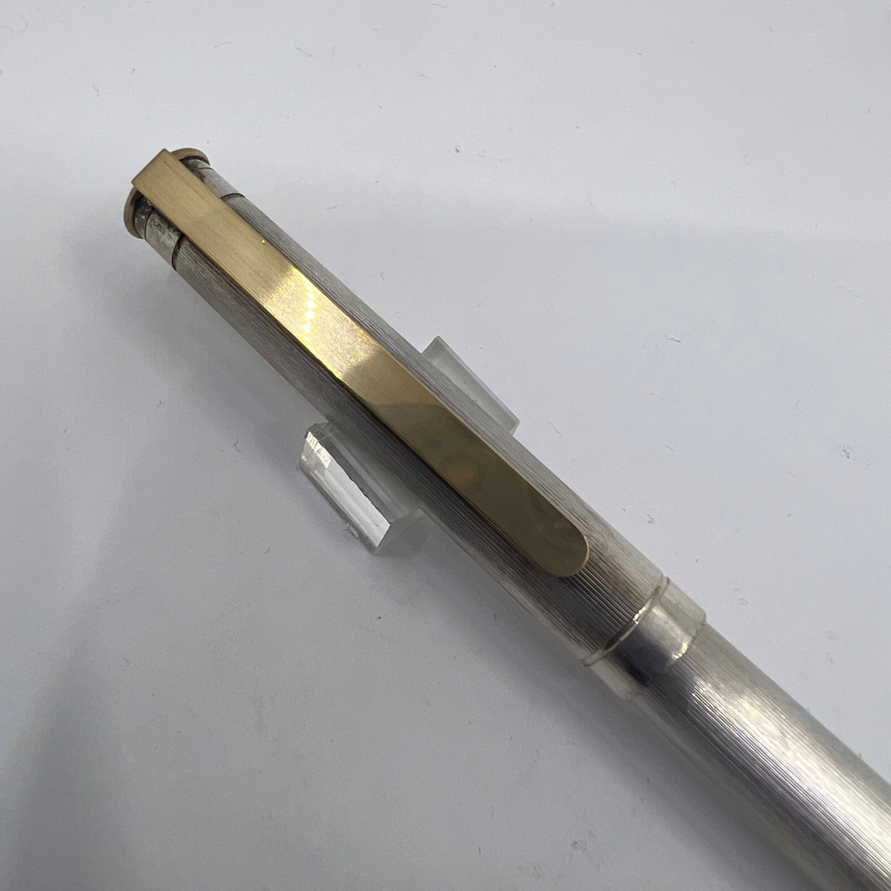Montblanc Noblesse Silver-Plated Etched Vertical Lines Fountain
