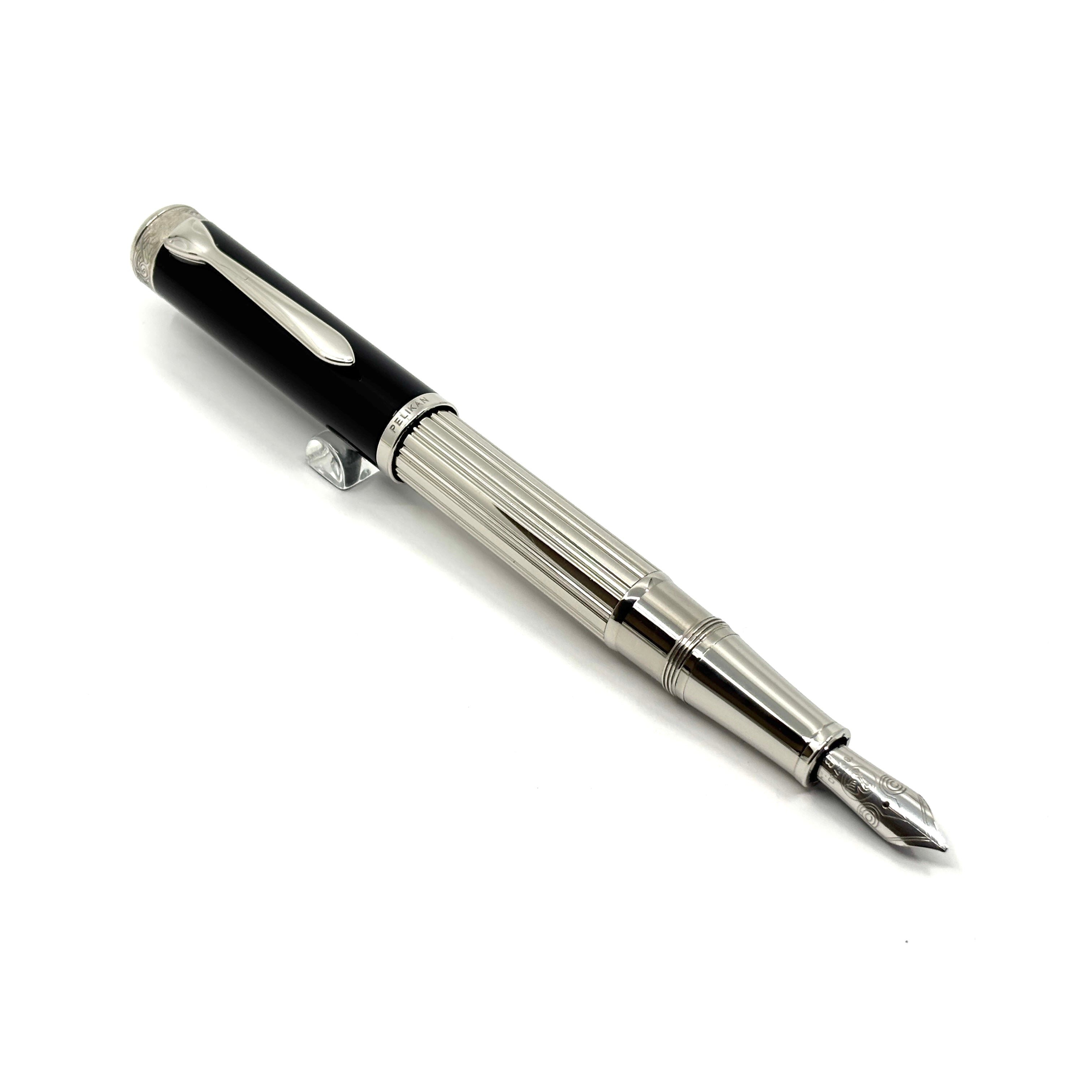 Pelikan M7005 Majesty Fountain Pen - Black Cap/Sterling Silver