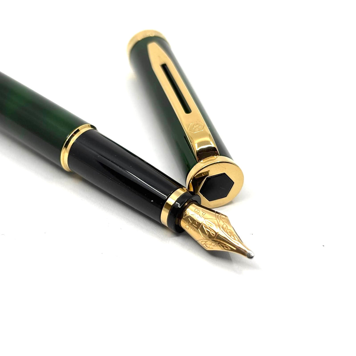 Waterman Preface Marbled Green Fountain Pen