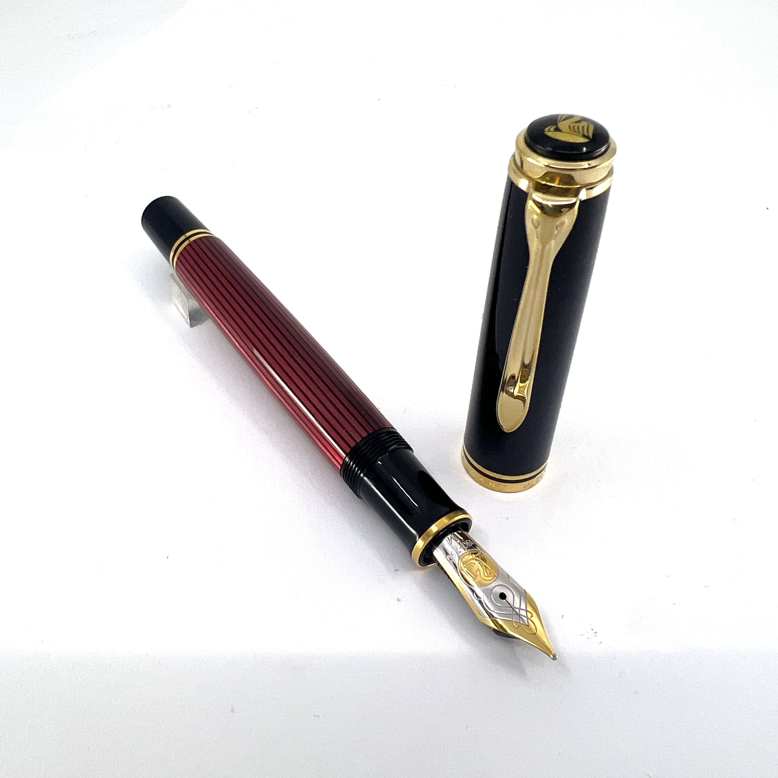 Pelikan M800 Black/Red Striped Fountain Pen - The Original