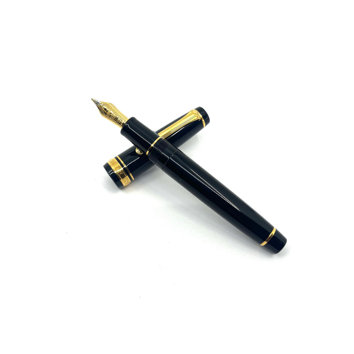 Sailor Black Pro Gear Fountain Pen  - Music 21kt Gold Nib
