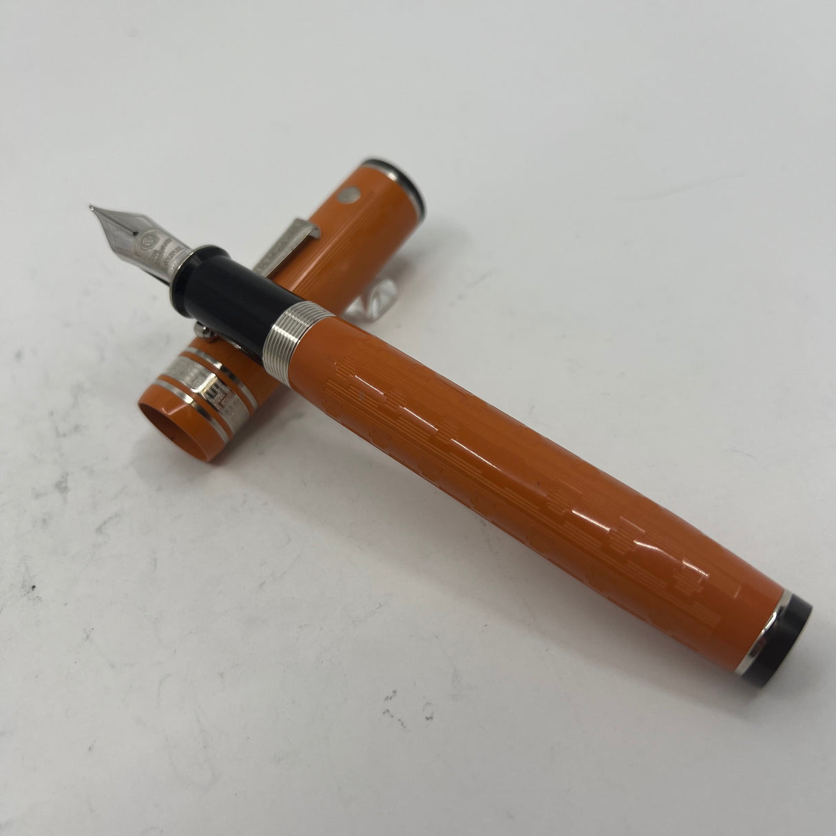 Wahl - Eversharp Decoband Gatsby Orange Chased Ebonite Fountain Pen