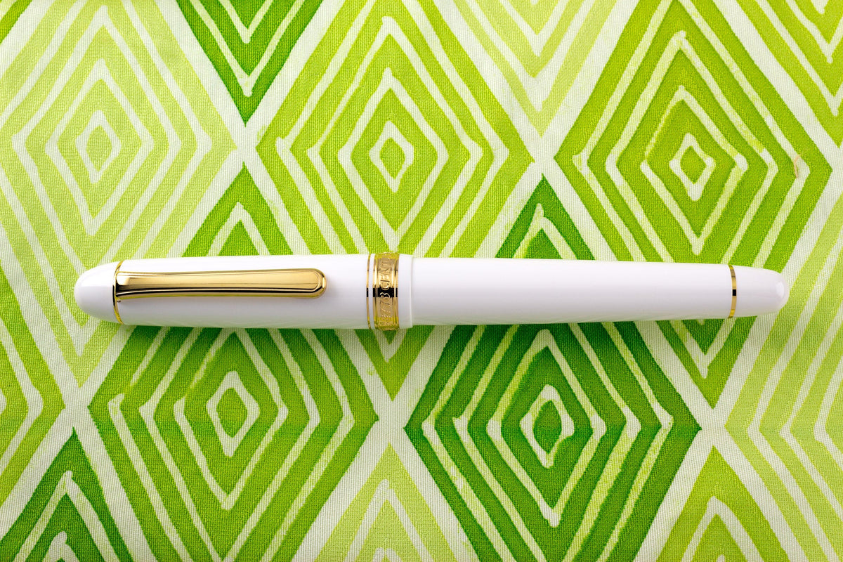 Platinum 3776 Century Chenoceau White - nibs.com