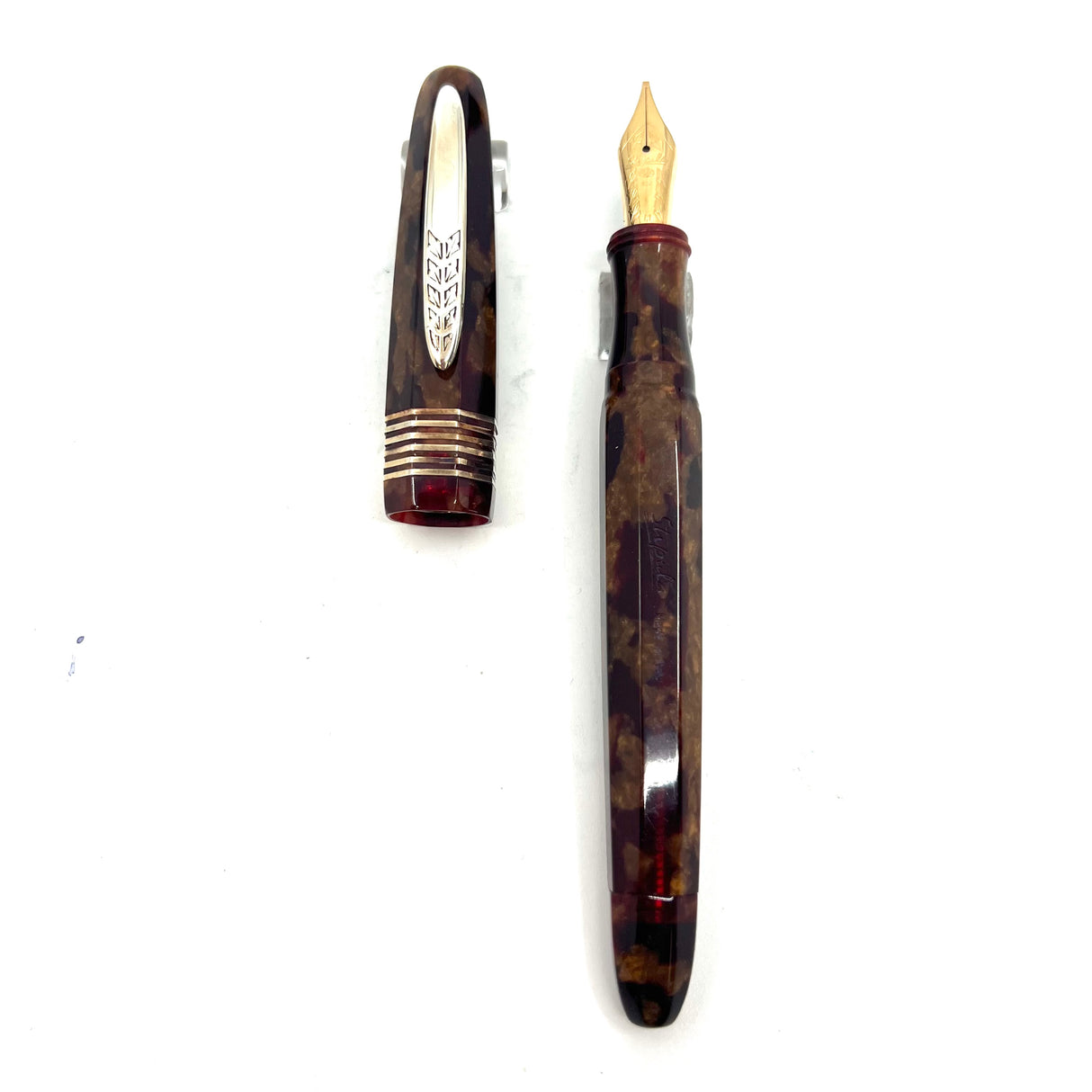 Stipula Facetted Bronze & Bordeaux Marble Fountain Pen