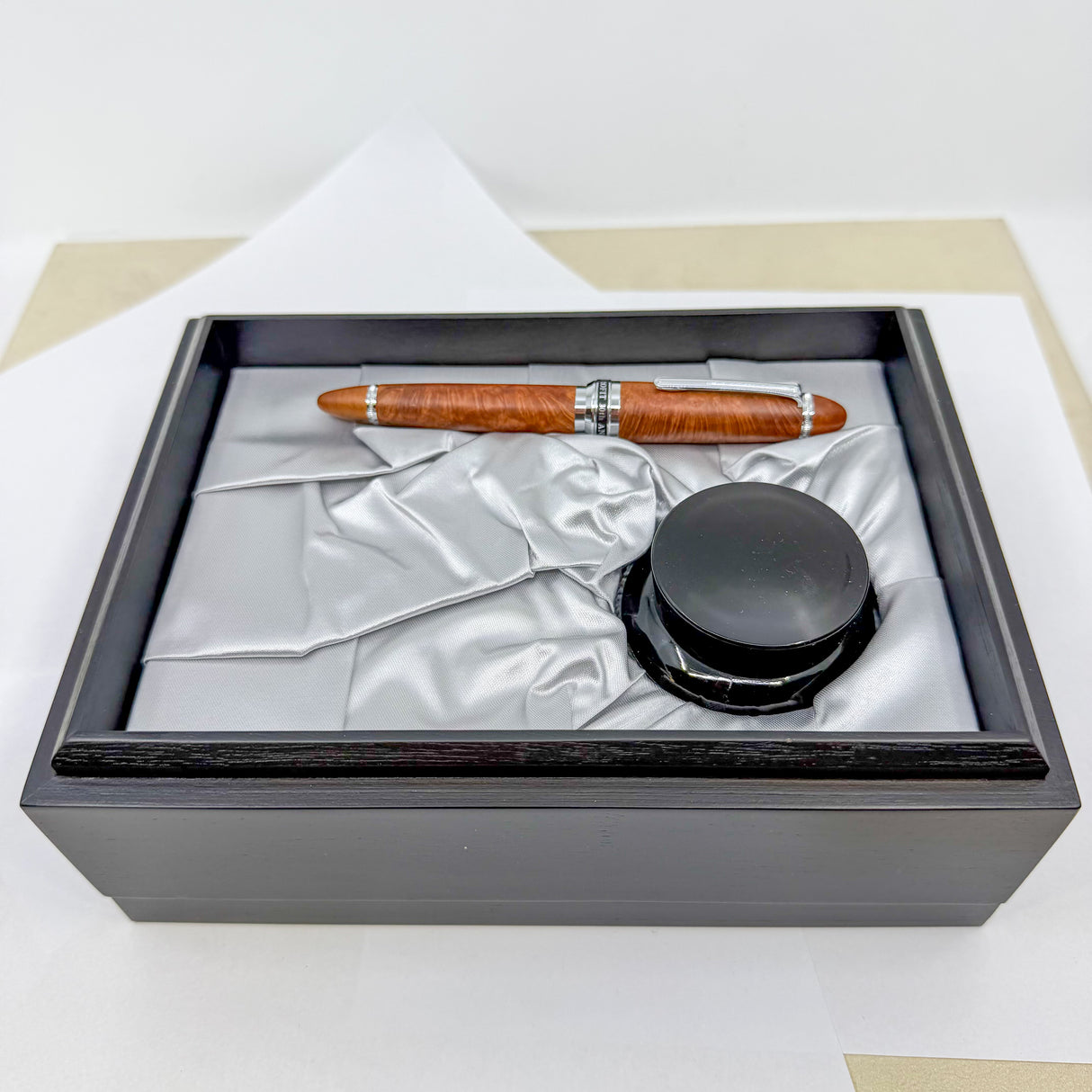 Sailor 1911 Profit's 30th Anniversary Briarwood Limited Edition Fountain Pen - Medium 21kt Gold Nib