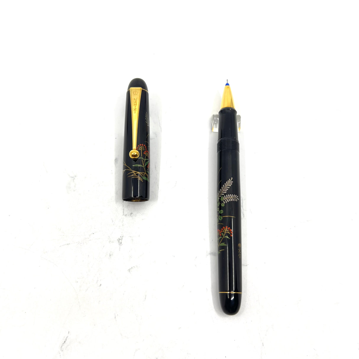 Pilot Namiki Nippon Art Makie Art Craft Hagi Black Floral Rollerball