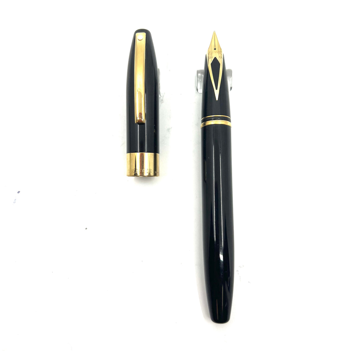 Sheaffer Black Legacy Heritage Fountain Pen