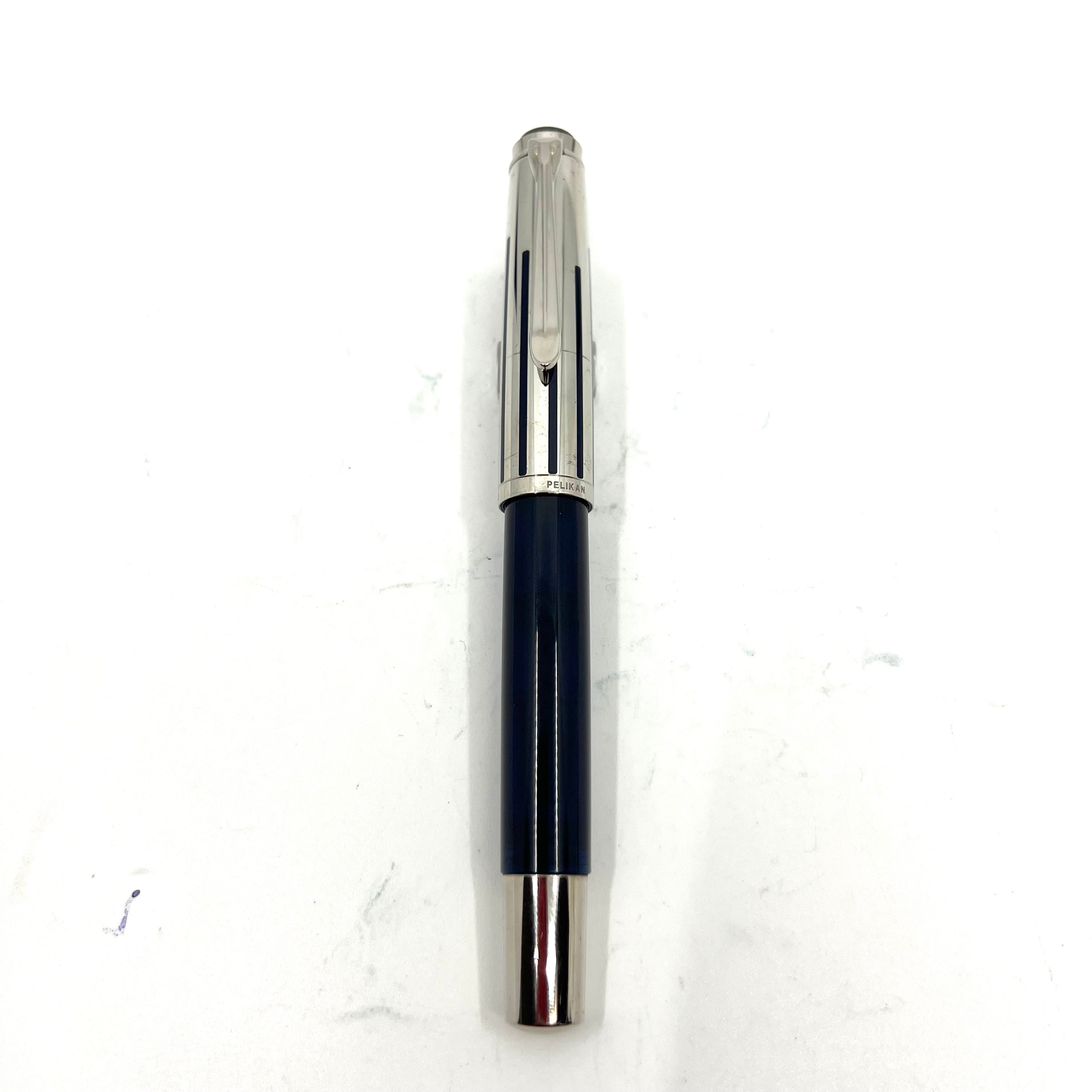 Pelikan M625 Sterling Silver Cap/Blue Translucent Barrel Pelikan M625 Sterling Silver Cap/Blue Translucent Barrel