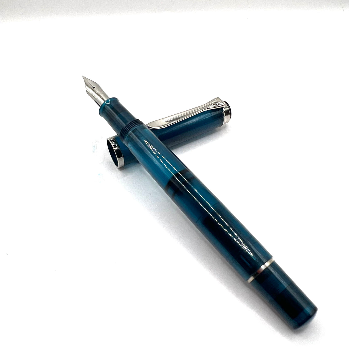 Pelikan M205 Aquamarine 2016 Special Edition Transparent Fountain Pen