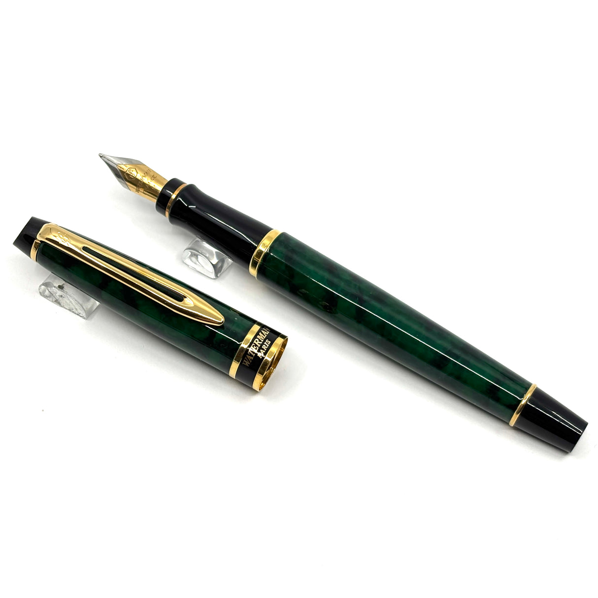 Waterman Expert  Green/Black Marbled Fountain Pen