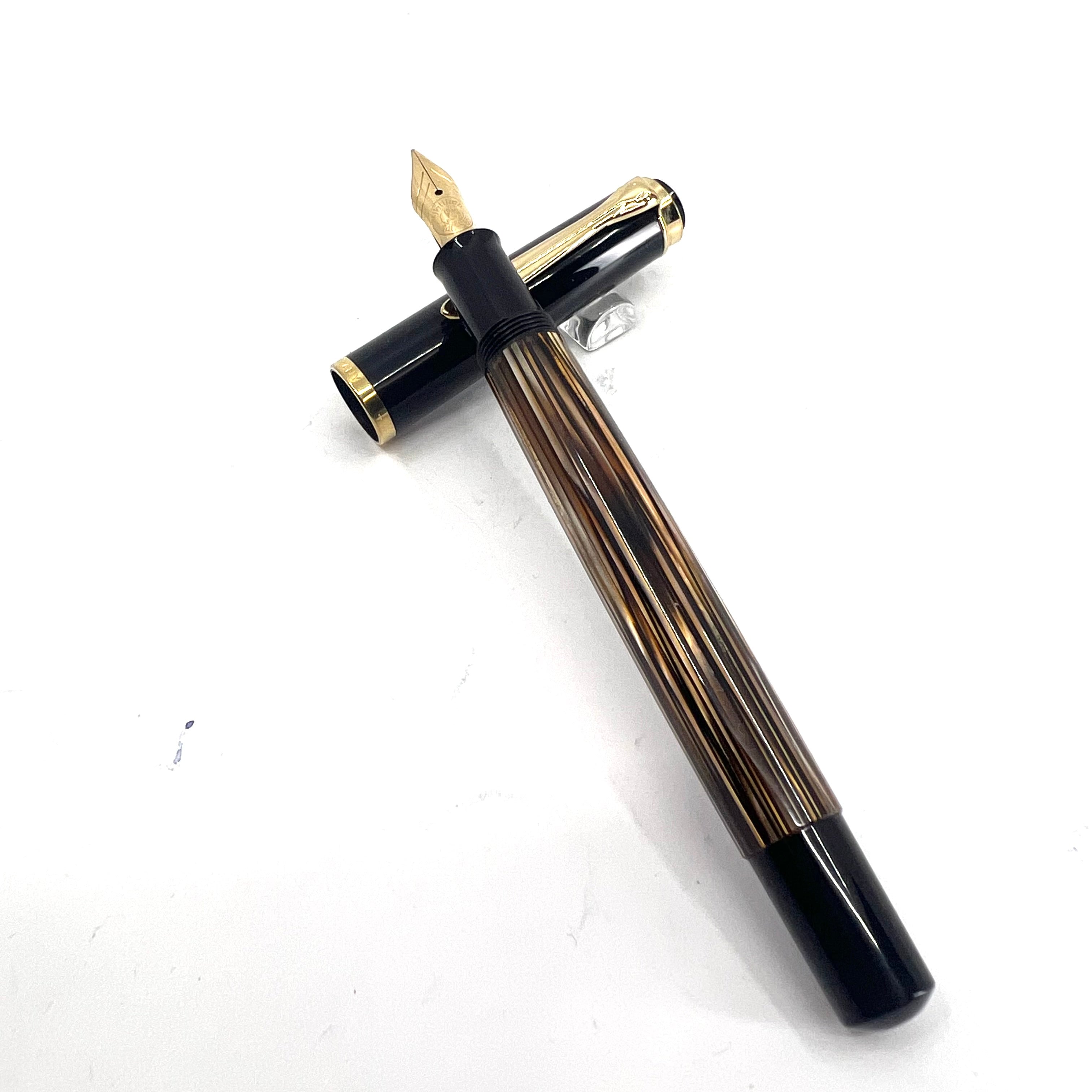 Pelikan M400 Tortoise Striped Fountain Pen – Fountain Pen Hospital