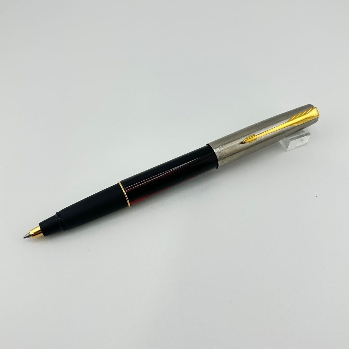 Parker Frontier Burgundy set Fountain Pen and Roller Ball
