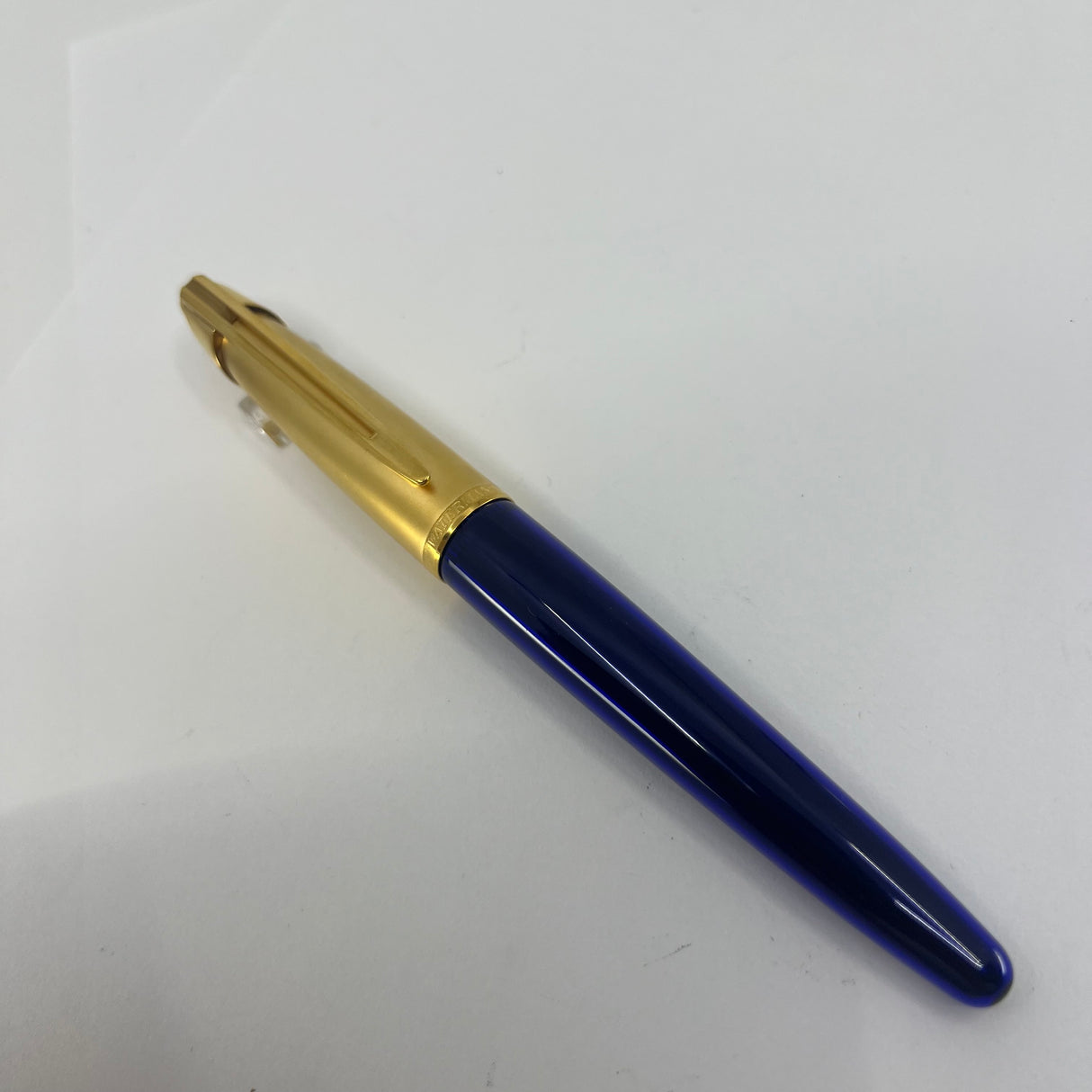 Waterman Edson Blue Translucent Fountain Pen - Medium 18kt Gold  Nib