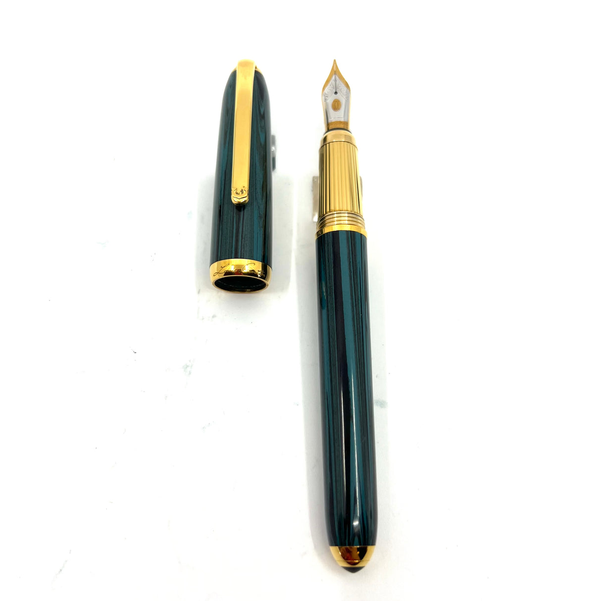 Cartier Blue-Green Woodgrain Ebonite Limited Edition Fountain Pen