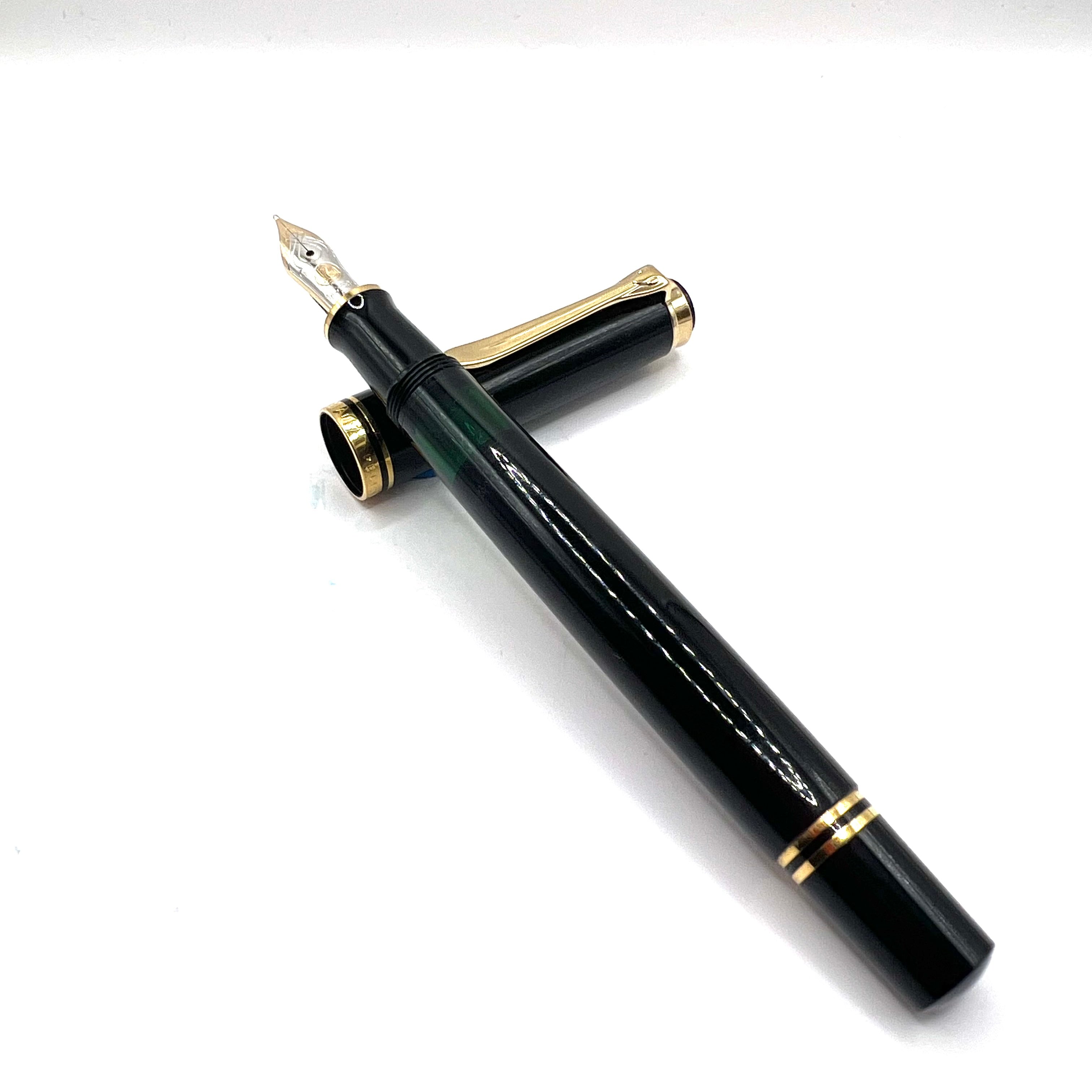 Pelikan M400 Black Fountain Pen – Fountain Pen Hospital