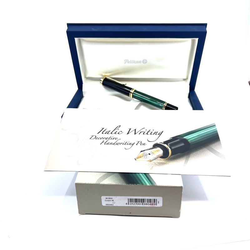 Pelikan Souveran M800 Italic Writing Fountain Pen
