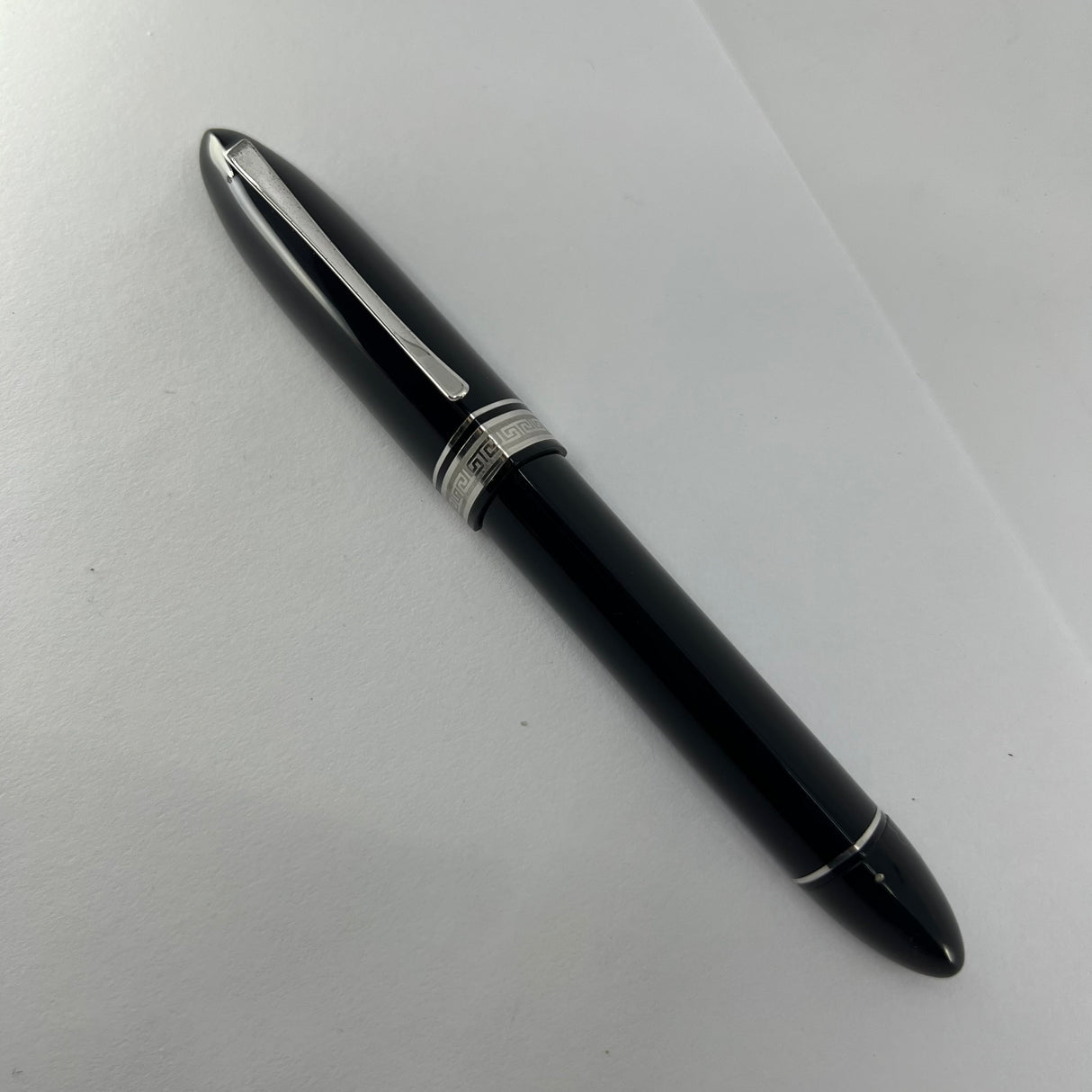OMAS Blue/Black #360 Triangulated Fountain Pen - Medium 18kt Gold Nib