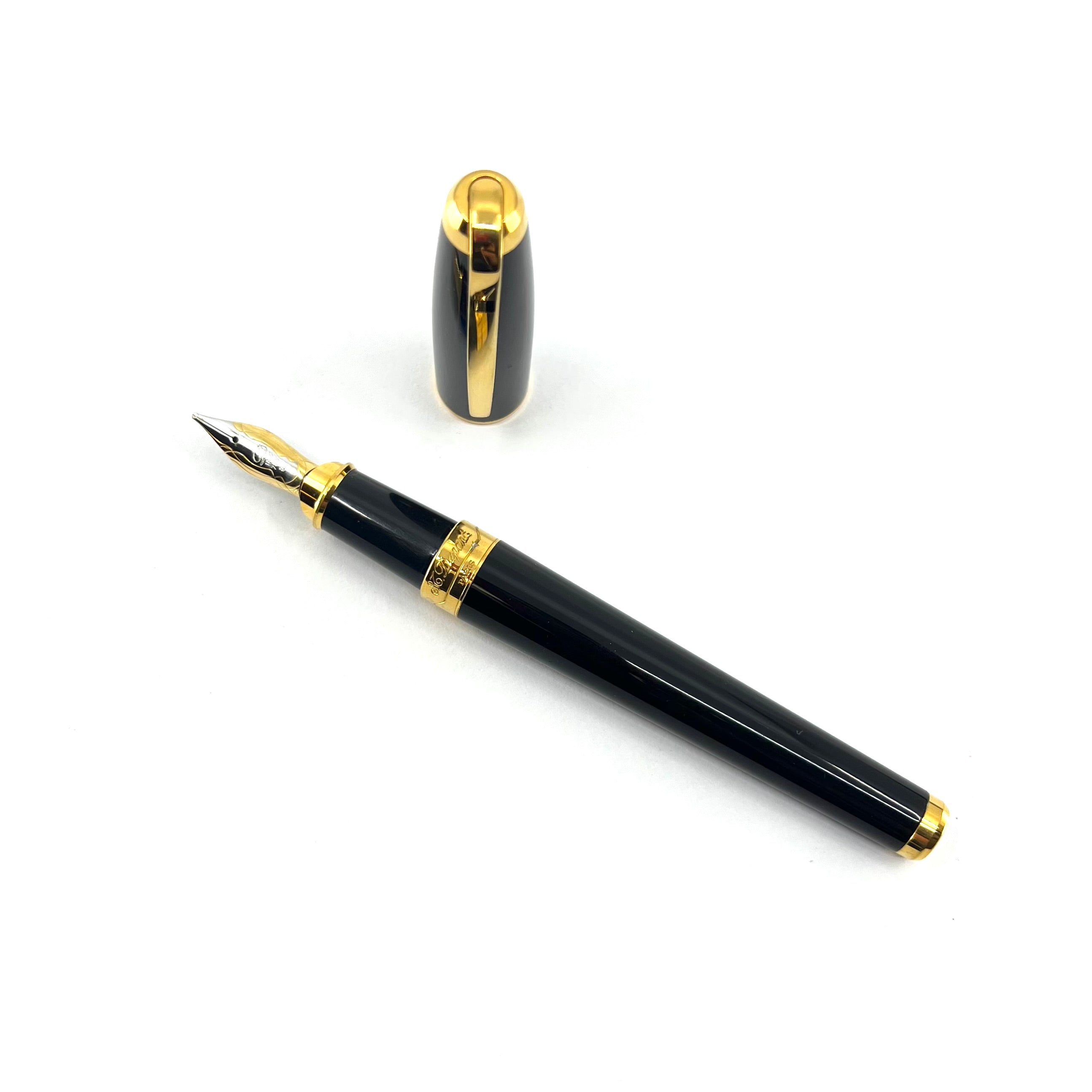 S. T. Dupont Largest Size Orpheo Black Laque de Chine Fountain Pen