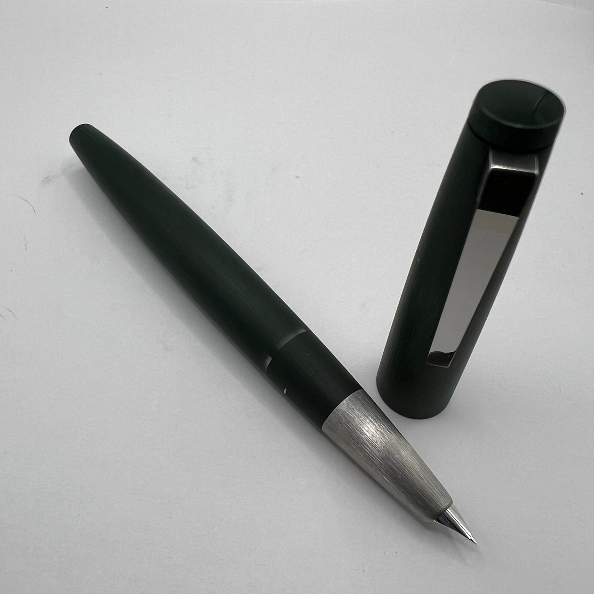 Lamy #2000 "Pine" Limited Edition - Brushed Dark Green Polycarbonate Fountain Pen   - Fine 14kt Gold Nib