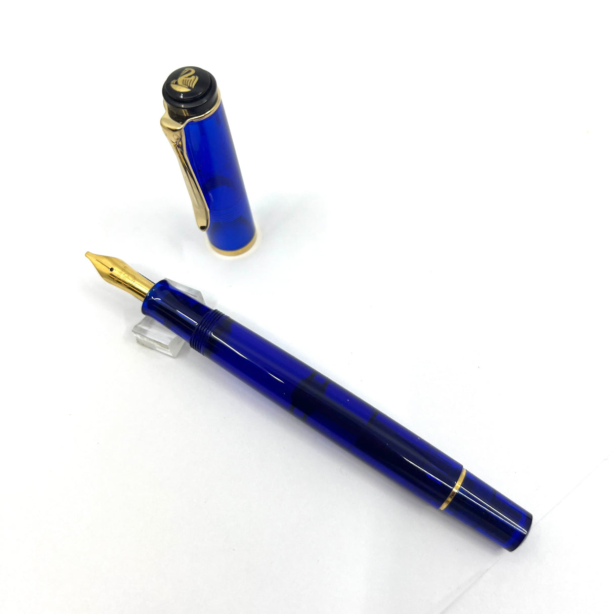 Pelikan M200 Cobalt Blue Transparent Fountain Pen - Italic Broad Gold-Plated Nib