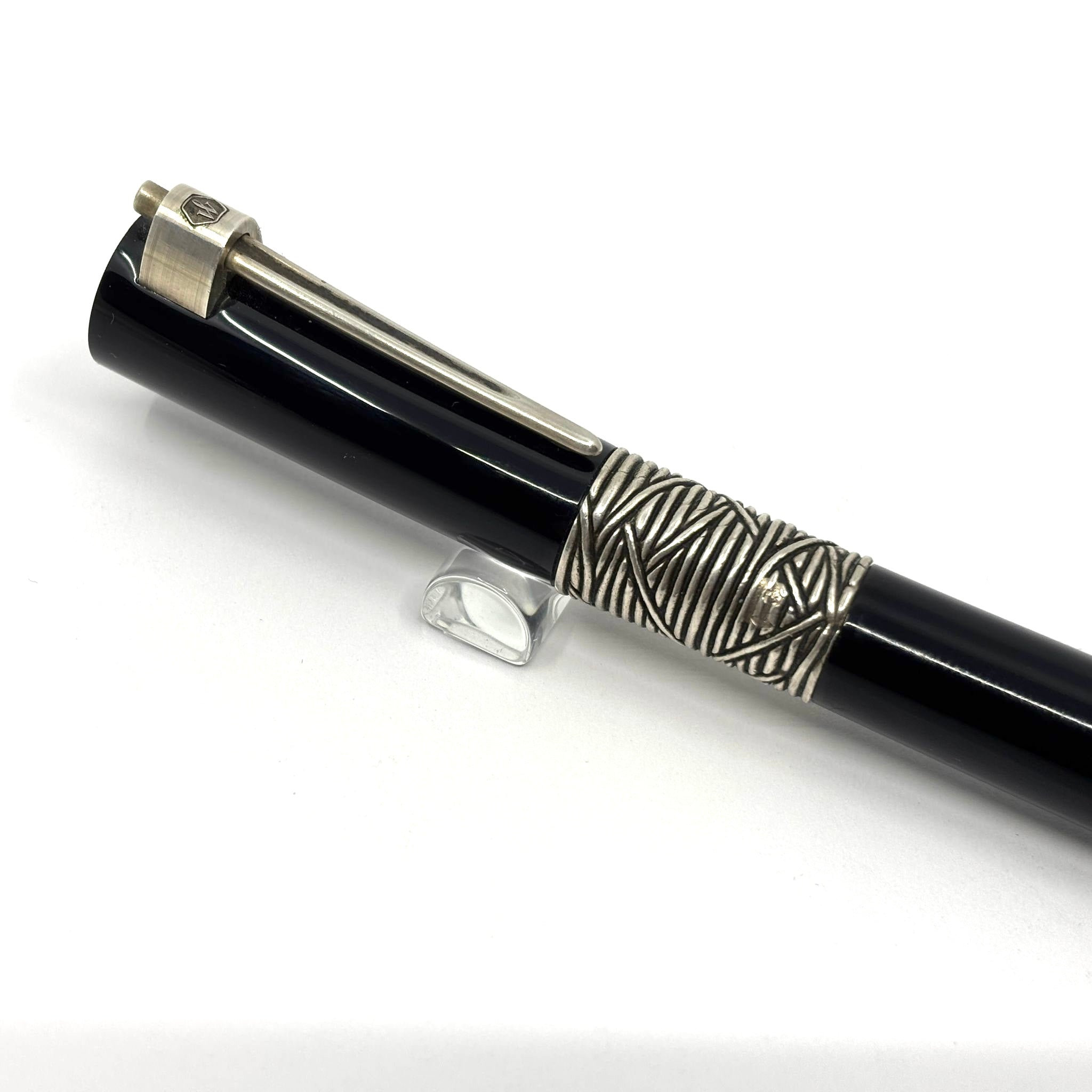 希少18金　新品WATERMAN万年筆SERENITE Waterman Serenite Black – 18k Fine Nib - Pen Realm