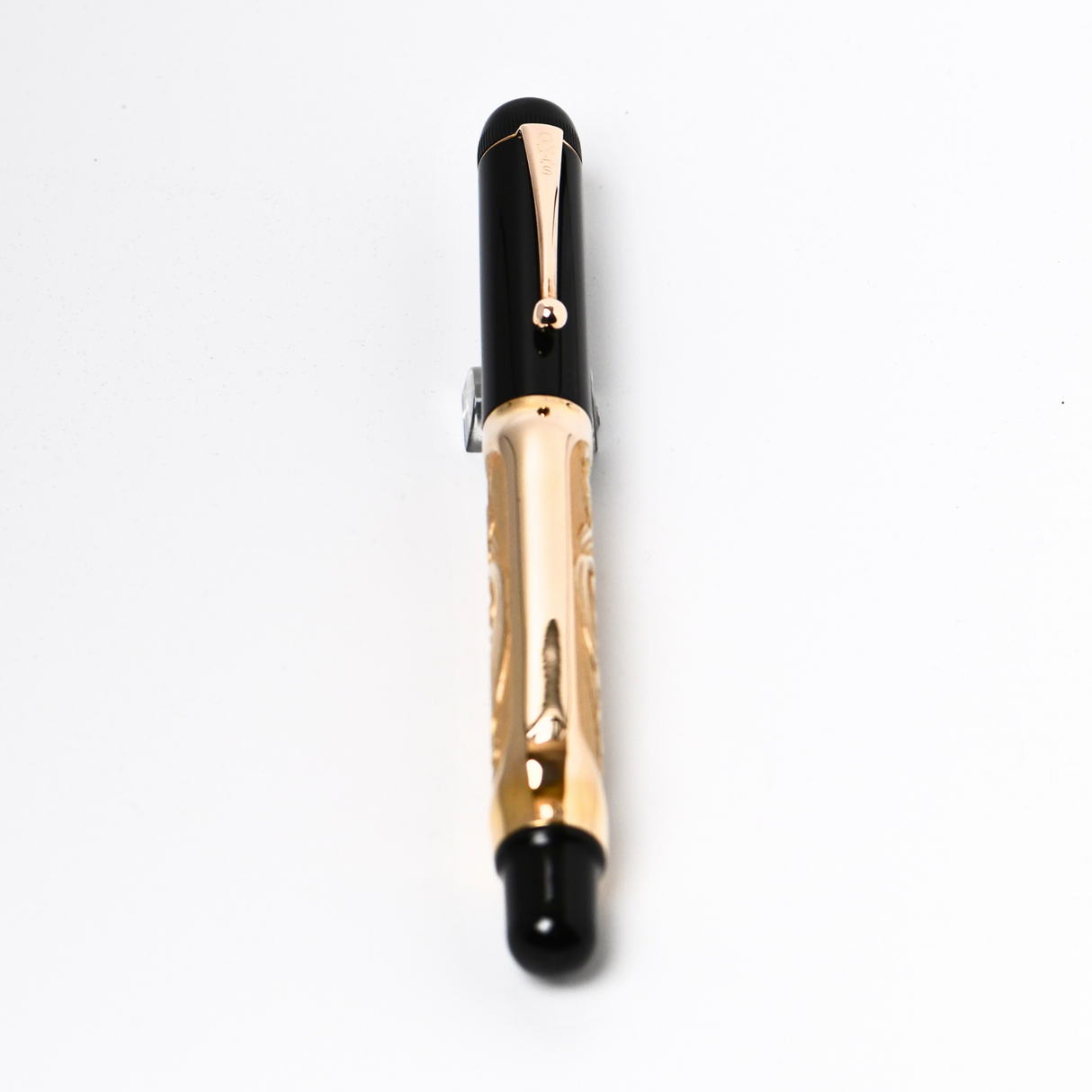 OMAS "The Doctor Pen" Solid Gold 18K/750 Fountain Pen - #058/150 Made - Medium 18kt Gold Nib