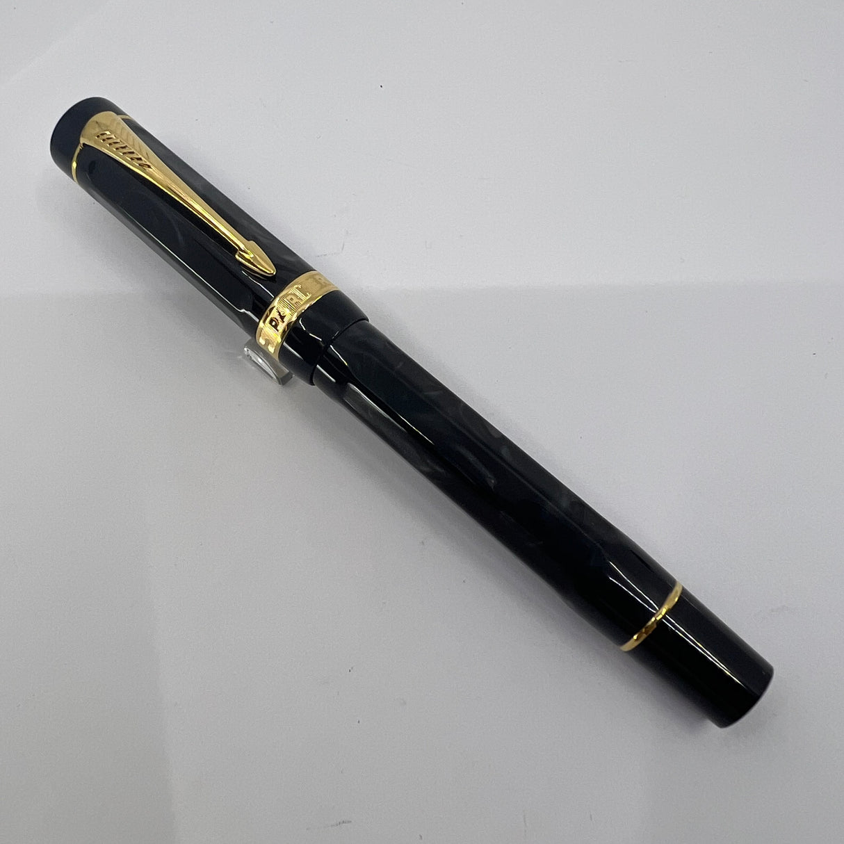 Parker Lucky 8 Duofold Limited Edition Fountain Pen  - Medium 18kt Gold  Nib