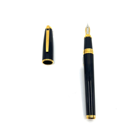 S. T. Dupont Orpheo (Largest Size) Black Chinese Lacquer Fountain Pen - Extra Fine 18kt Gold Nib