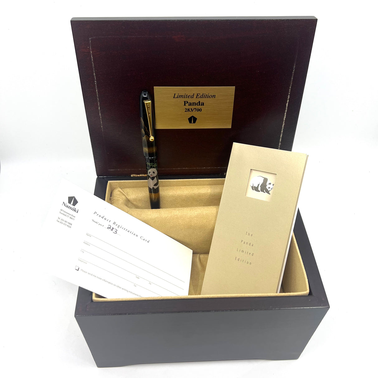 Namiki Yukari Panda Limited Edition Maki-e Fountain Pen - Broad 18kt Gold Nib