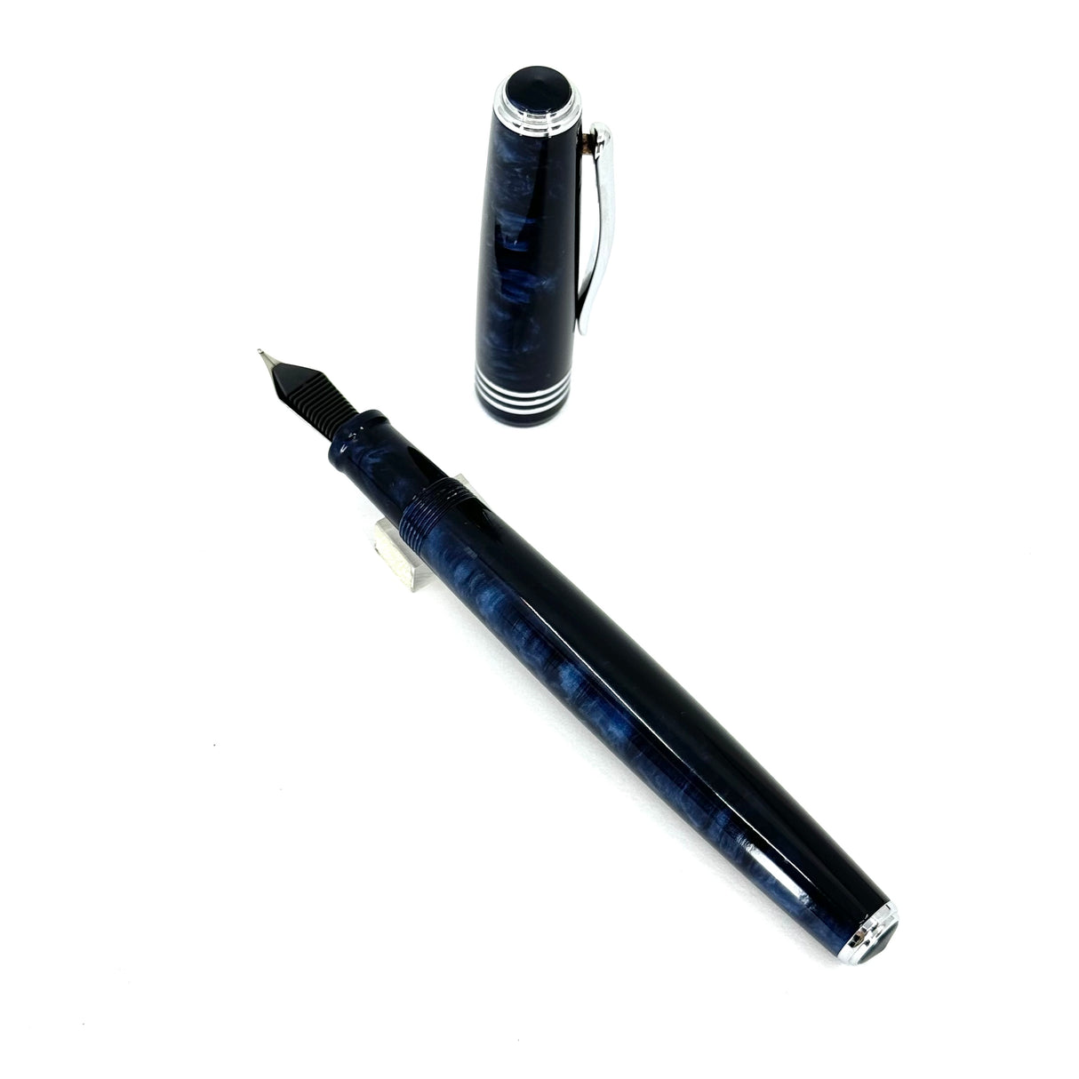 Taccia Staccato Lunar Blue Oversized Fountain Pen - Fine Stainless Steel Nib
