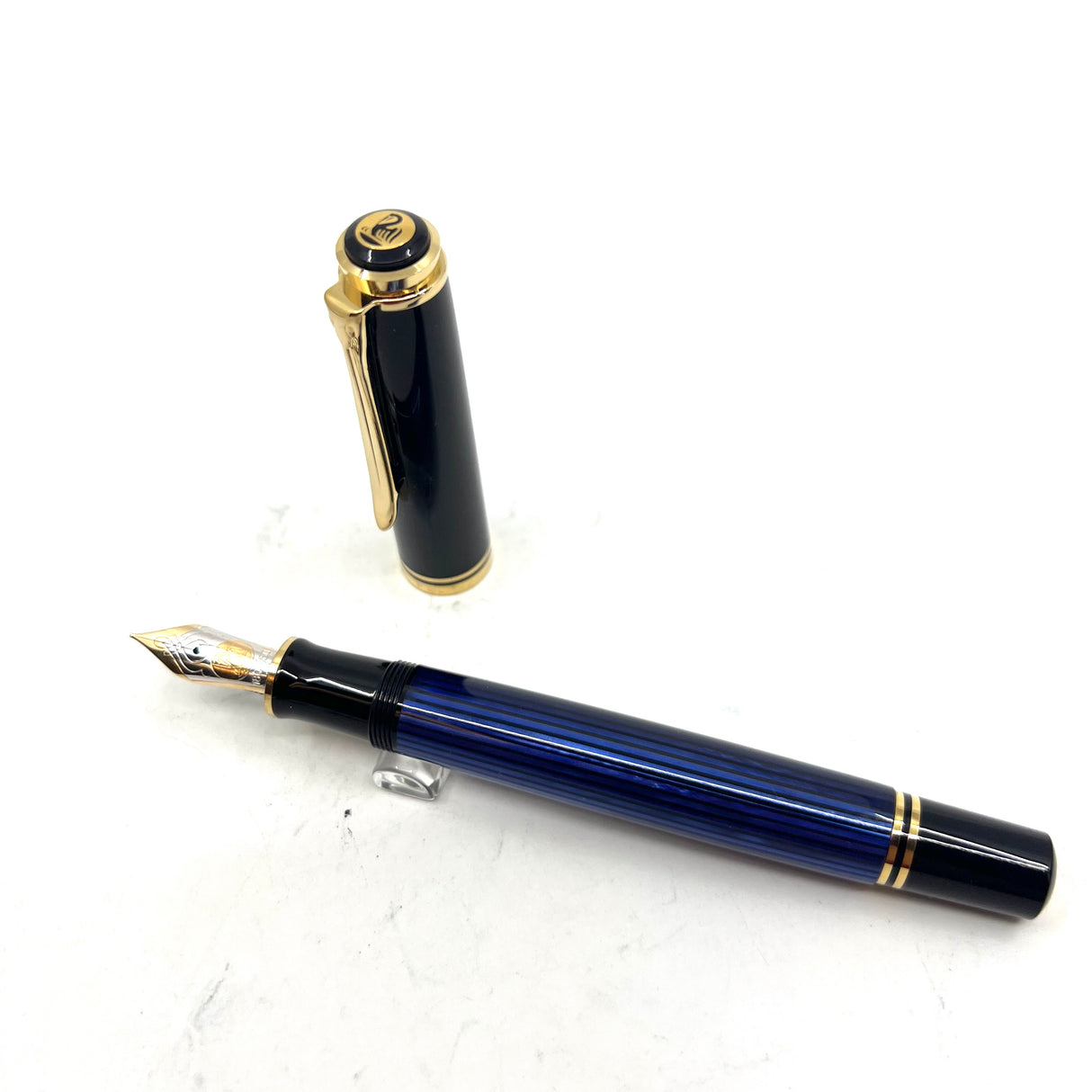 Pelikan Early M800 Black/Blue Striped Fountain Pen