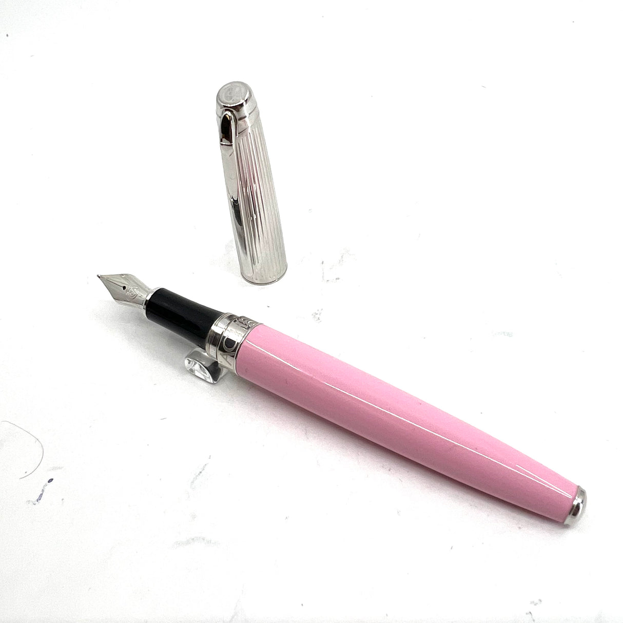 Caran D'ache LeMan Bi-Coleur Fountain Pen - Rhodium Plated Fluted Cap/Pink Lacquered Barrel