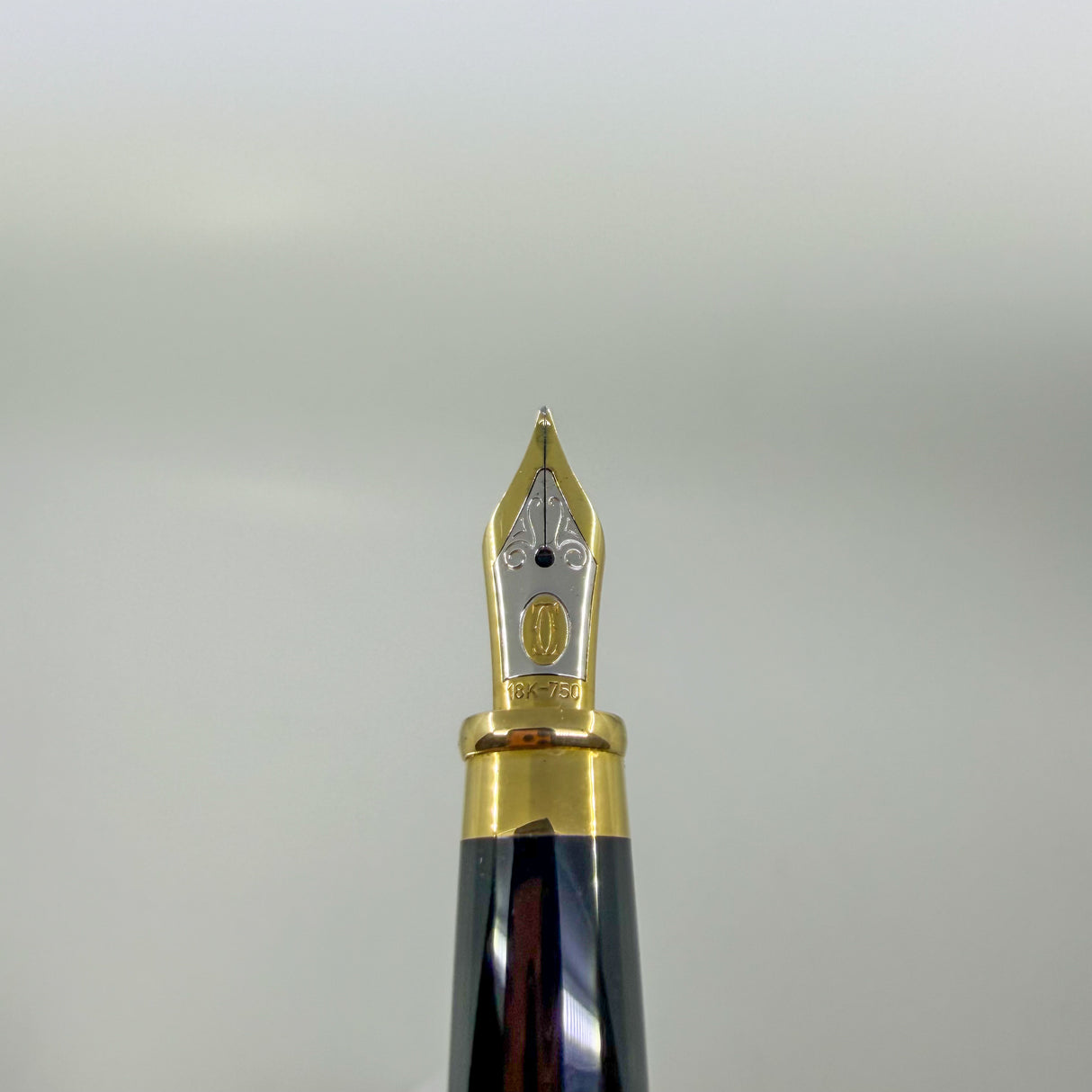 Cartier Black Trinity Fountain Pen - Medium 18kt Gold Nib