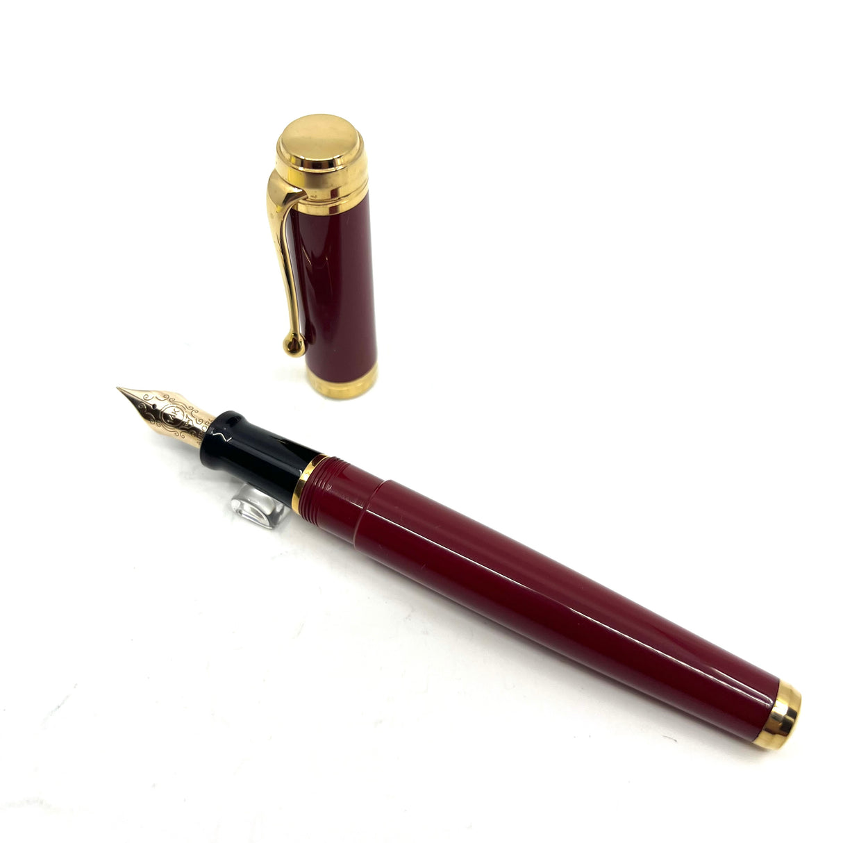 Aurora Burgundy Talentum Fountain Pen