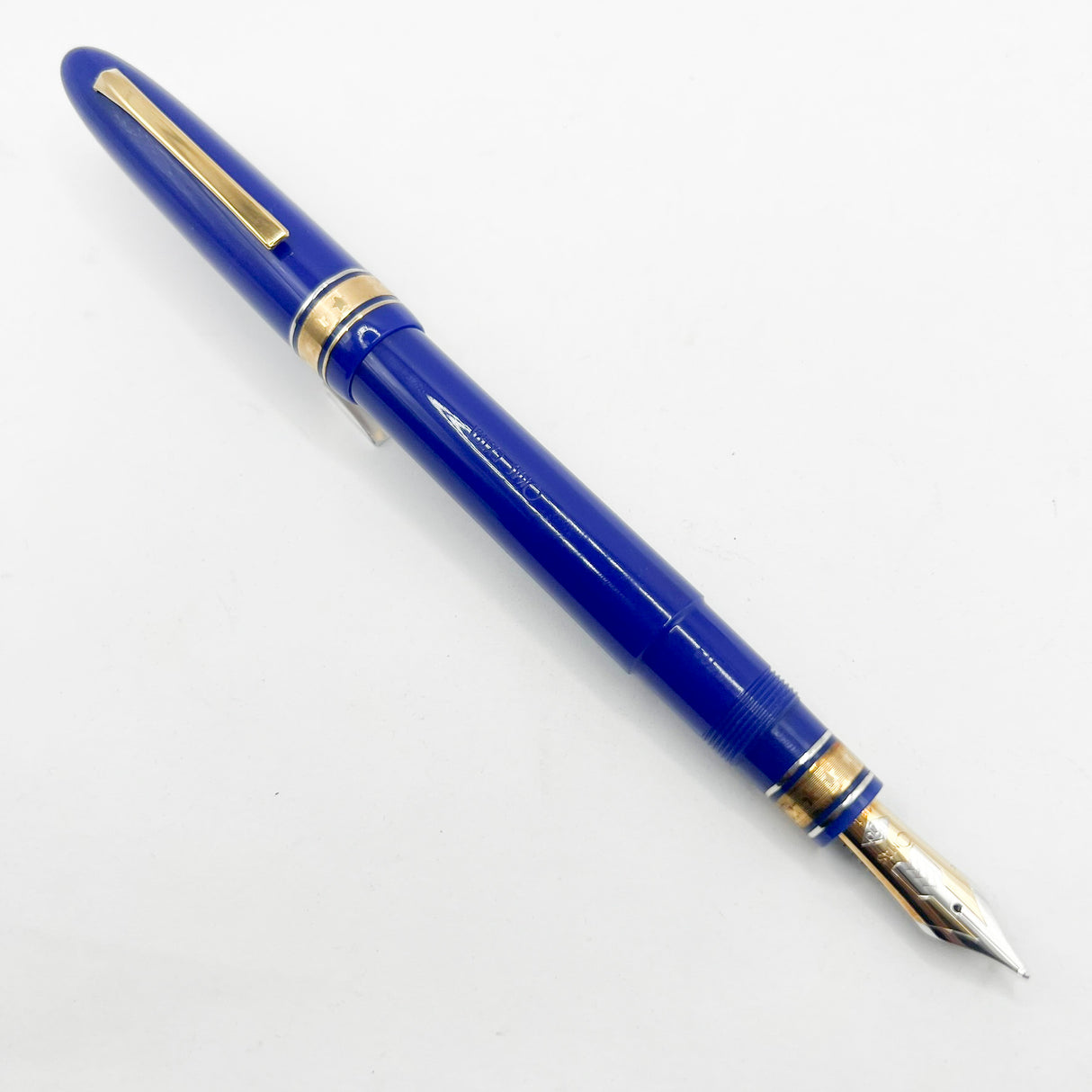 OMAS for  Armando Simoni Club/1990's -  Royal Blue Ogiva Extra Fountain Pen - Medium 18kt Gold Nib