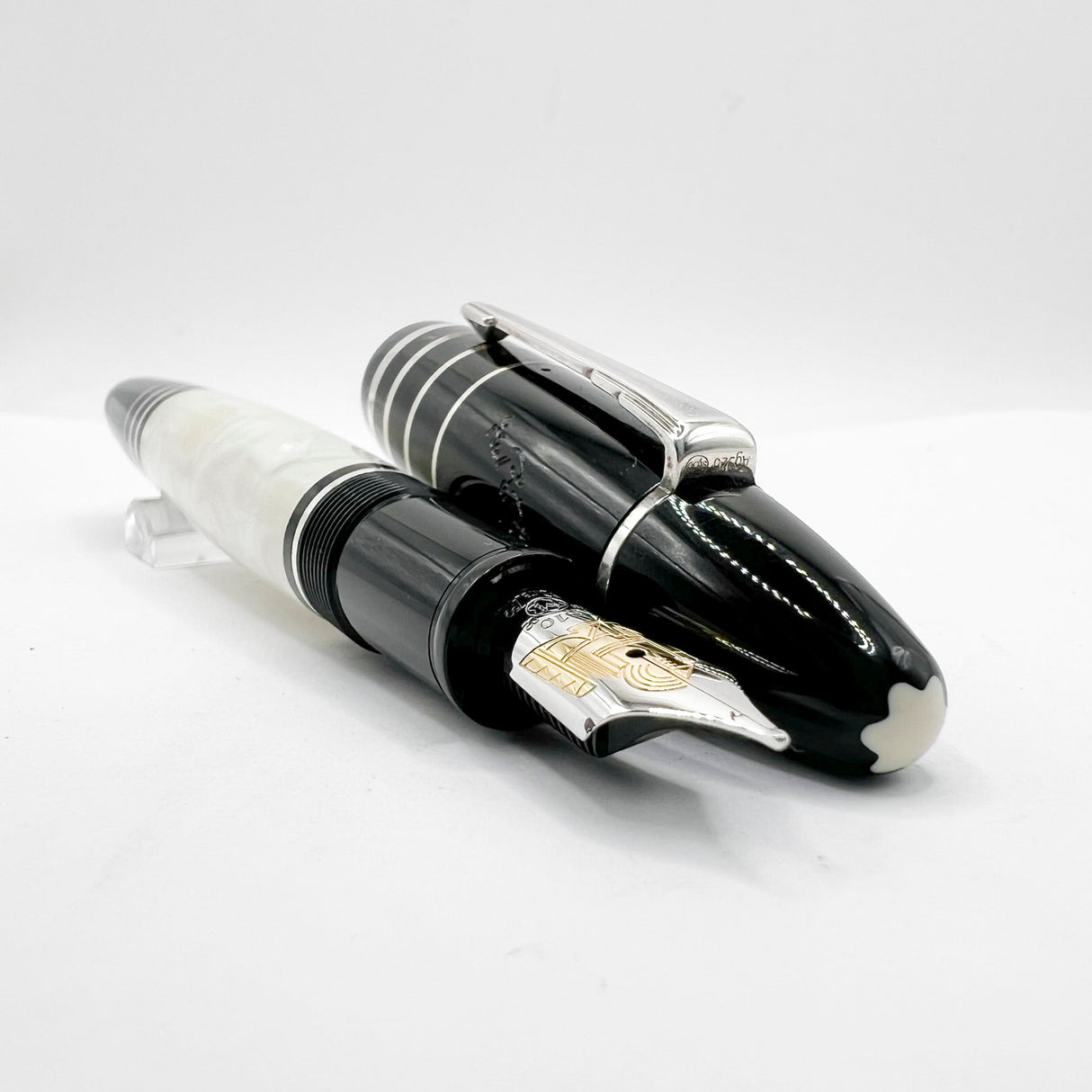 Montblanc F. Scott Fitzgerald Writer Series Limited Edition Fountain Pen - Medium 18kt Gold Nib