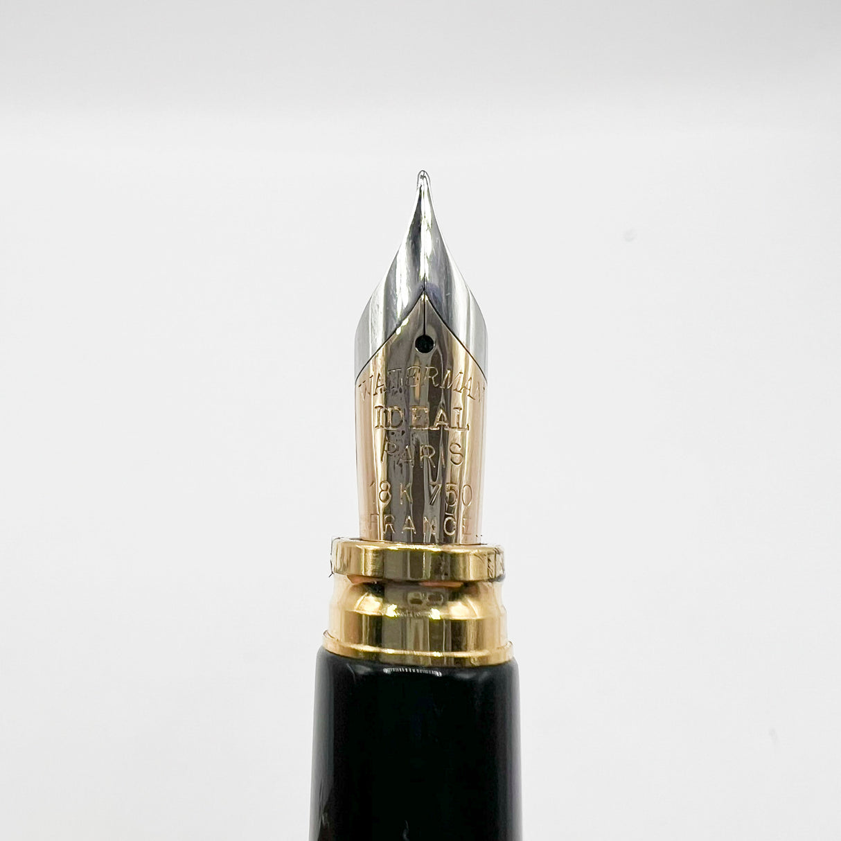 Waterman Rhapsody Burgundy Marble Fountain Pen  - Fine 18kt Gold Nib