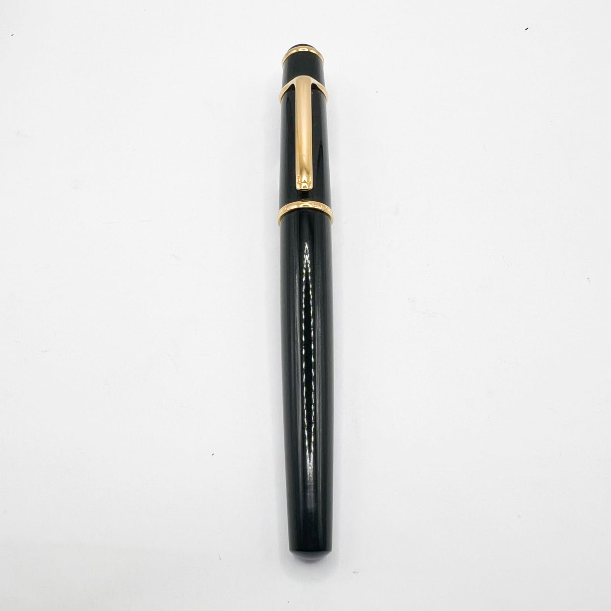 Cartier Diabolo Black Resin Fountain Pen - Medium 18kt Gold Nib