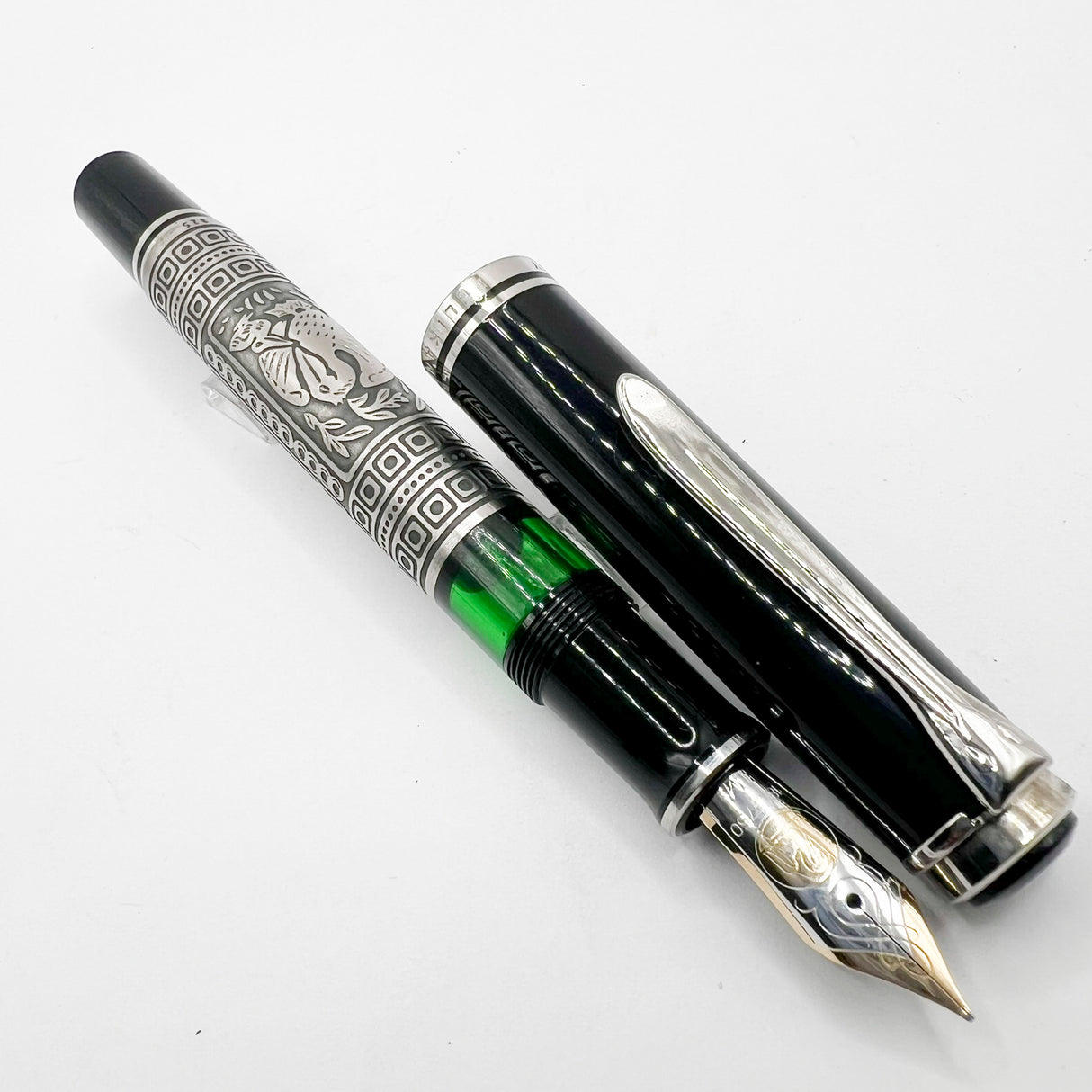 Pelikan M910 Toledo Sterling Silver Fountain Pen - Semi-Flex Medium 18kt Gold Nib