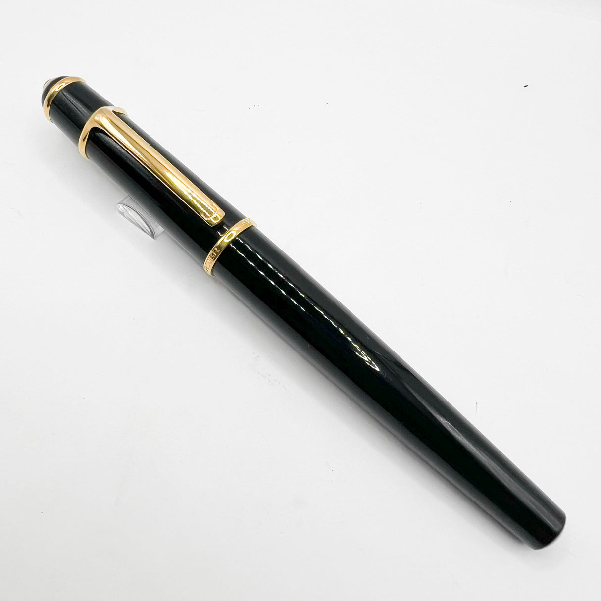 Cartier Diabolo Black Resin Fountain Pen - Medium 18kt Gold Nib