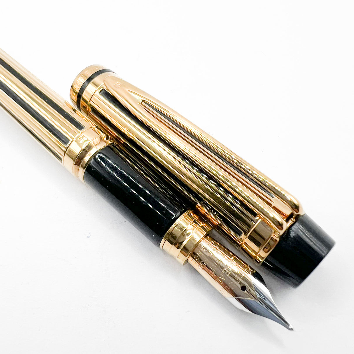 Waterman Night & Day Gold-Plated Fountain Pen - Medium 18kt Gold Nib
