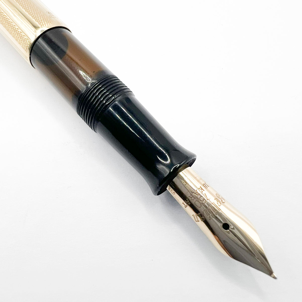 Pelikan 1931 Originals Of Their Time - 18kt Gold Overlay Limited Edition Fountain Pen   -   Fine 18kt Gold Nib