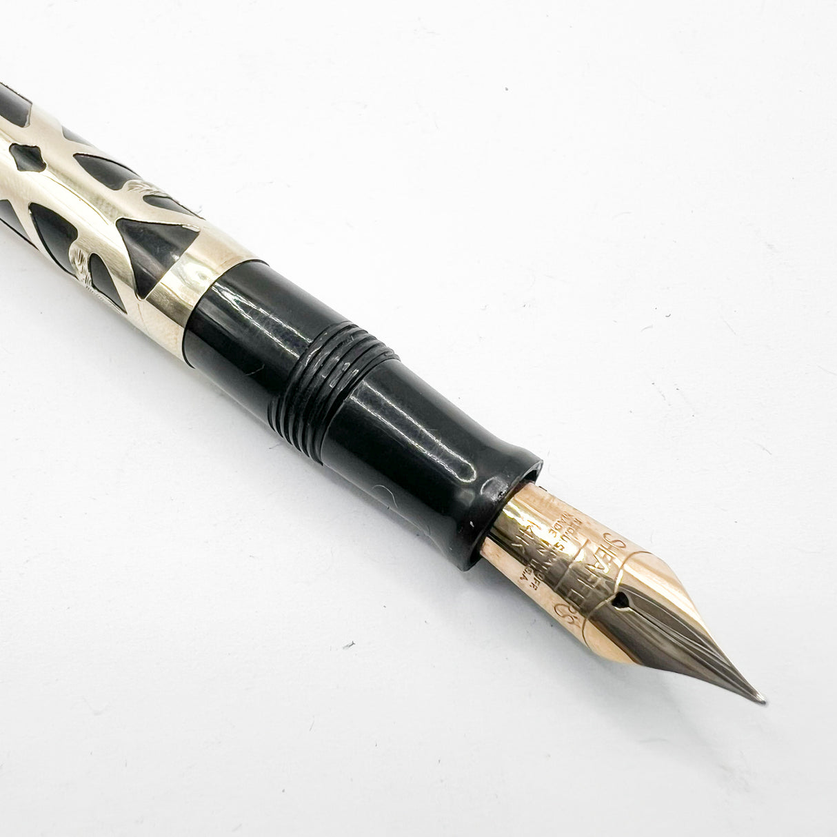 Sheaffer Nostalgia SOLID 14KT GOLD Filigree Fountain Pen -  Fine 18kt Gold Nib