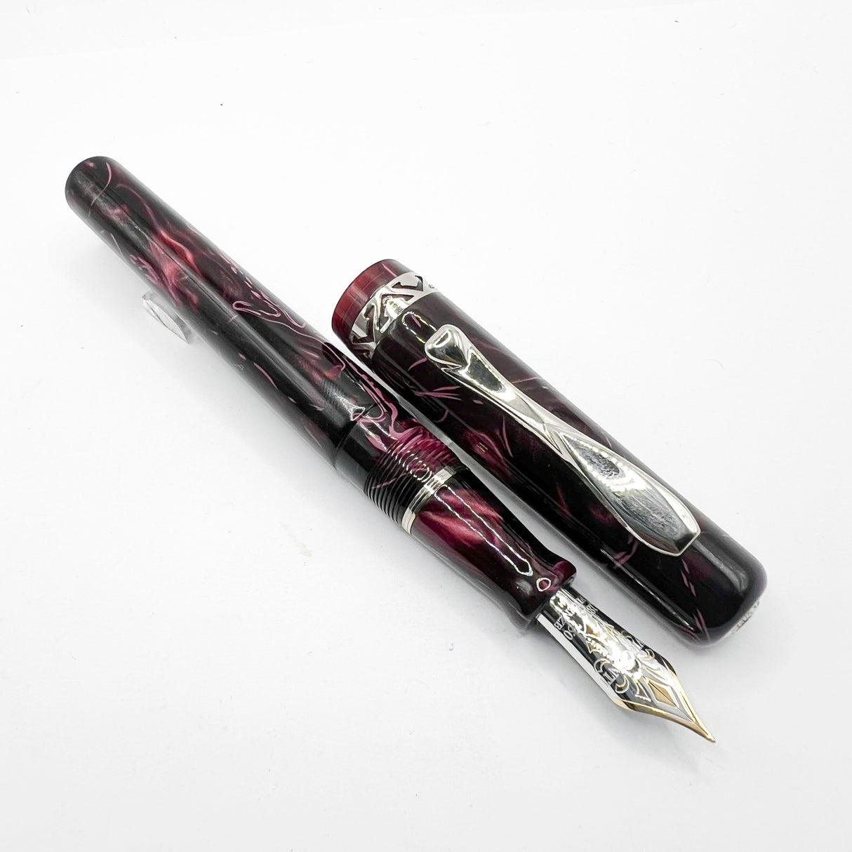 Visconti Marbled Burgundy Kaleido Fountain Pen - Medium 18kt Gold Nib
